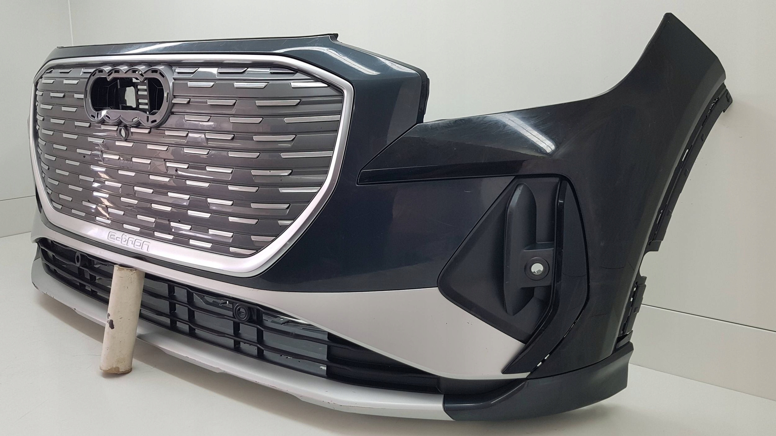AUDI Q4 E-TRON s-line 2021 - bumper front 83A.807.233