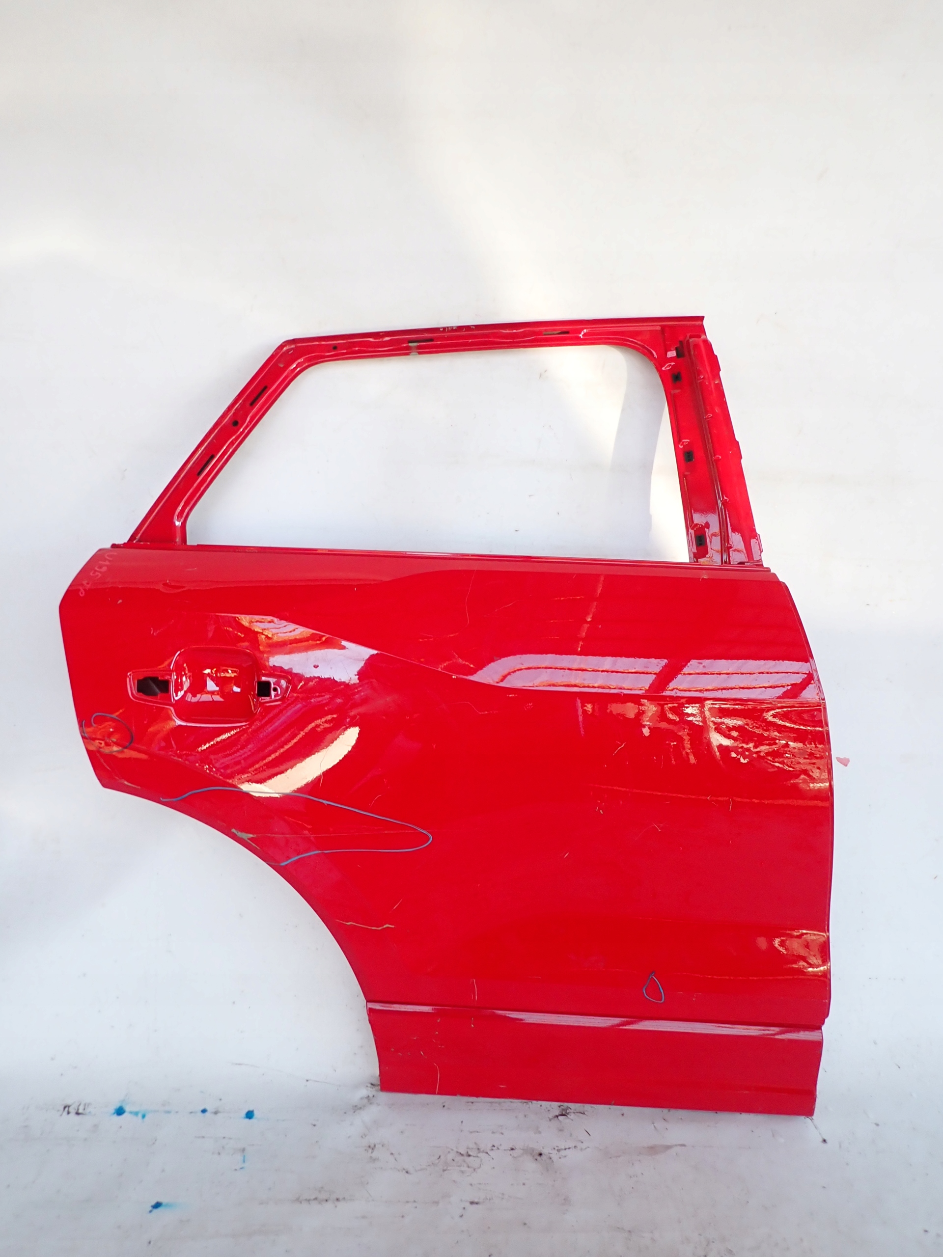 AUDI Q2 16-23 door rear part rear. right