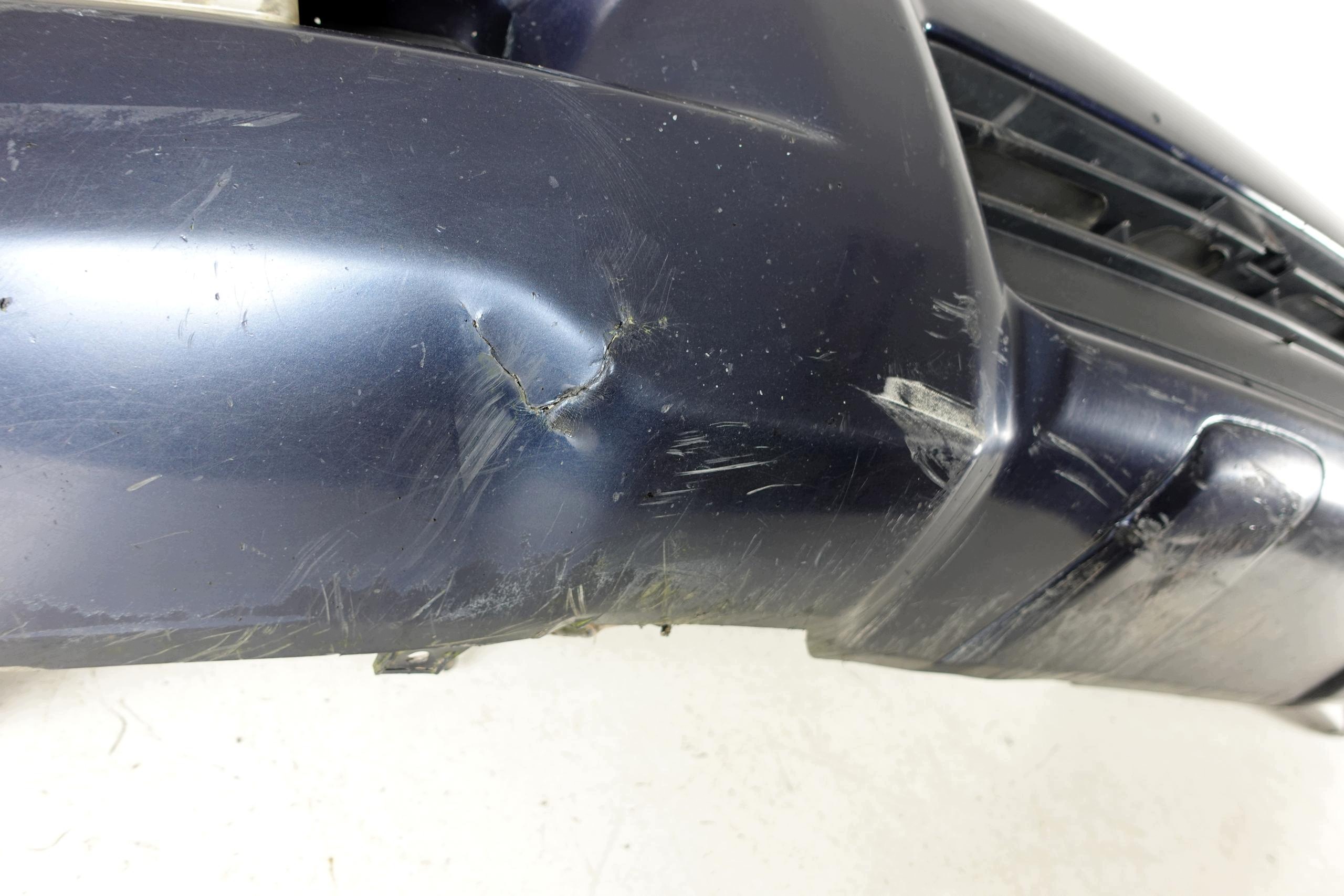 bumper front front TOYOTA LAND CRUISER 120 J120 03-09 8R4 2003- SZEROKI