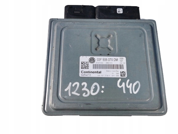 VW 5WP44715 03F906070DM Computer ECU Original