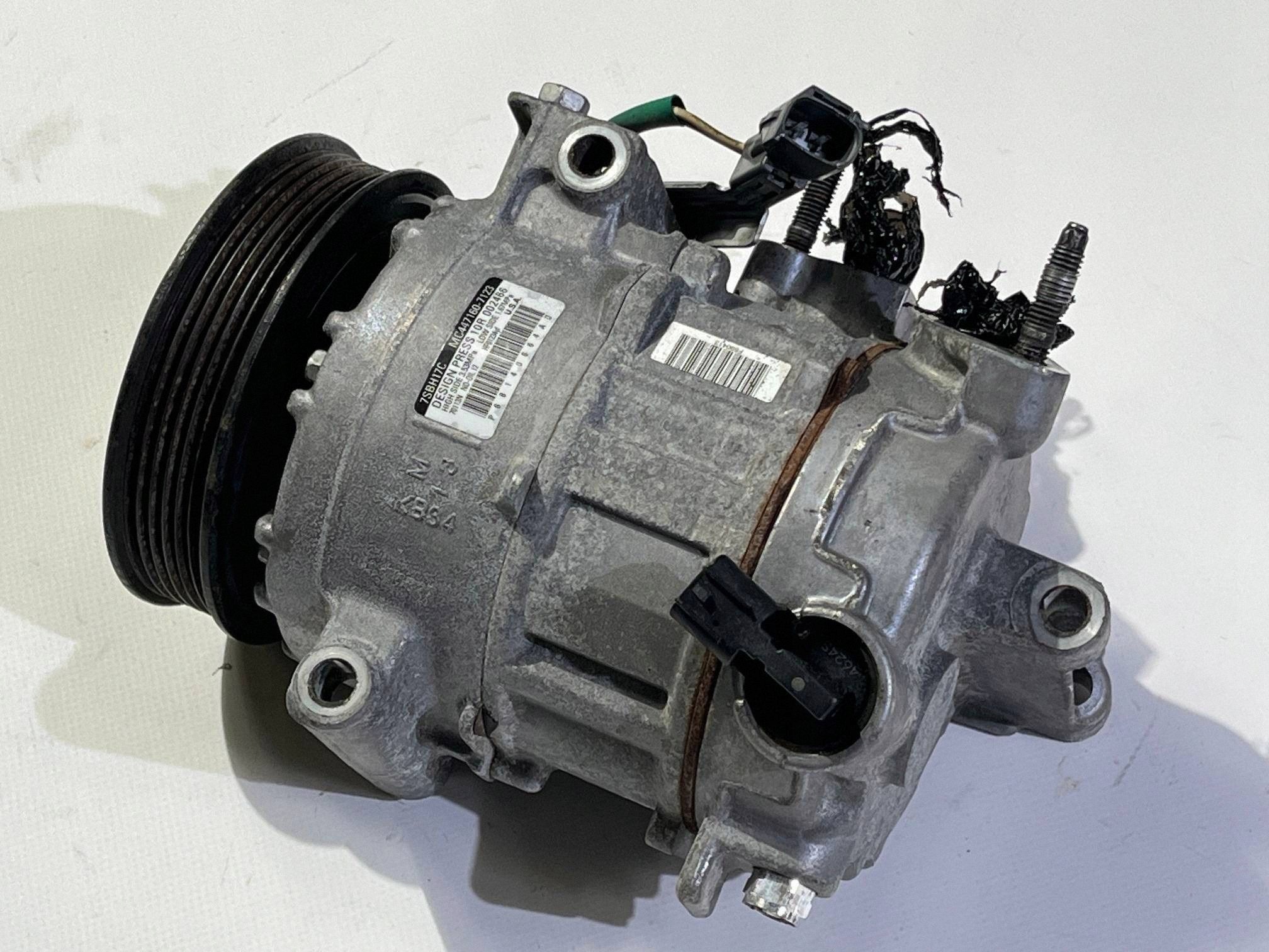 kompresor kompresor klimatizácii Dodge RAM 1500 5.7 2013- P68140664AD