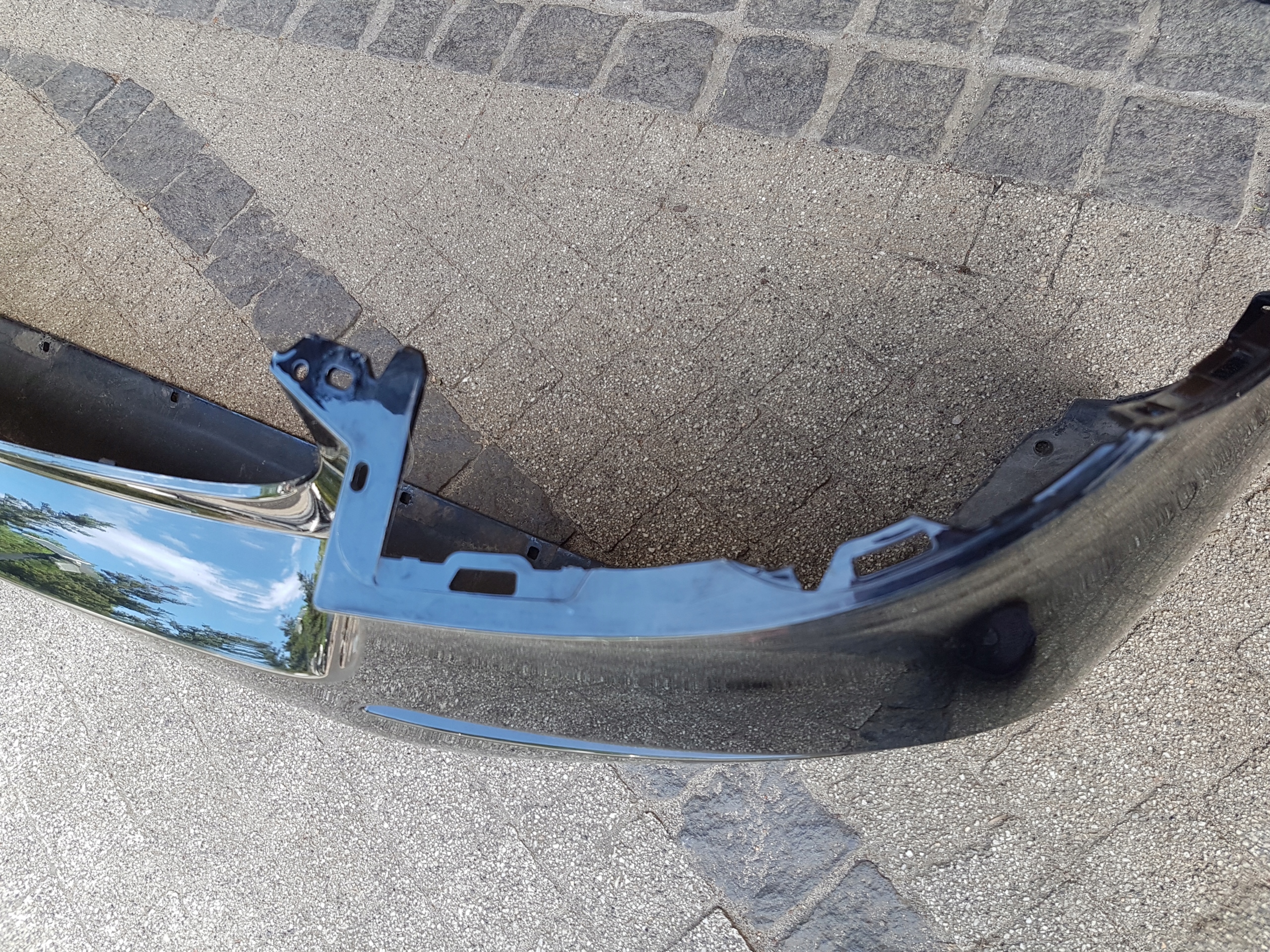 branik stražnji BMW 1 F40