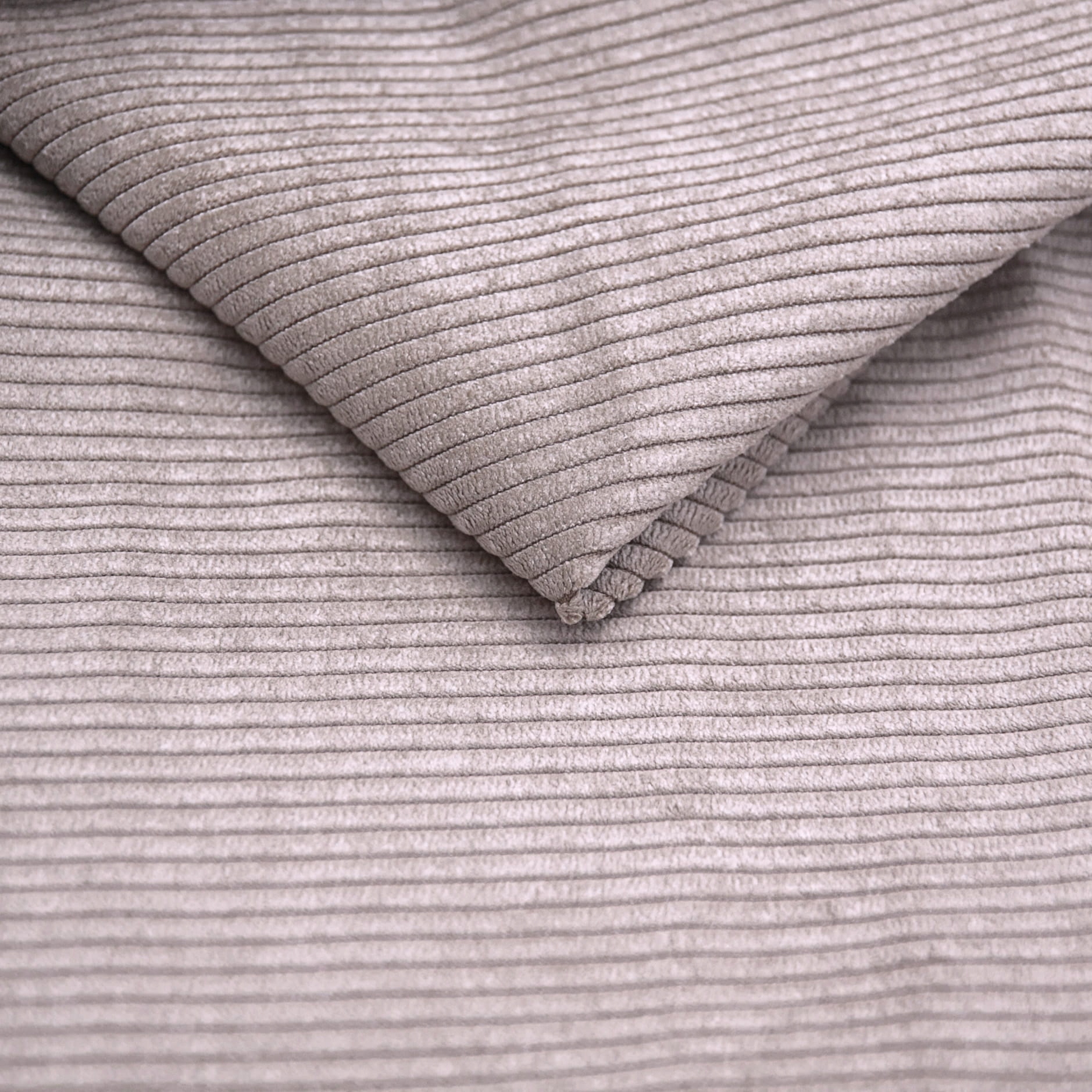 Potahová látka manšestr Corduroy truffle 1mb