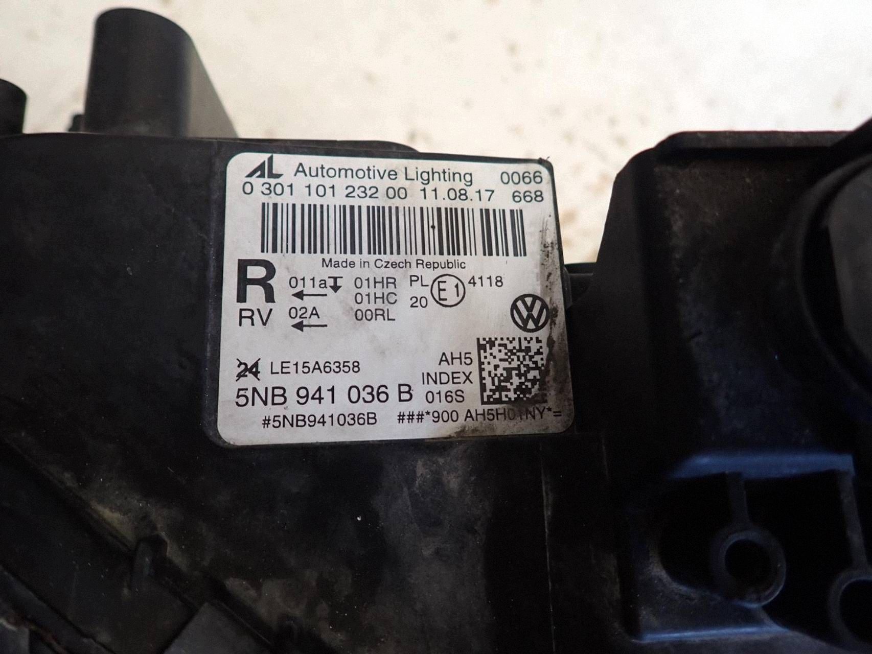 light front front right VW TIGUAN II 2015- FULL LED 5NB941036B