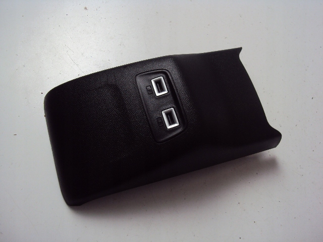 РАЗЪЕМ ДЛЯ ЗАРЯДКИ USB PEUGEOT 208 II 2019-