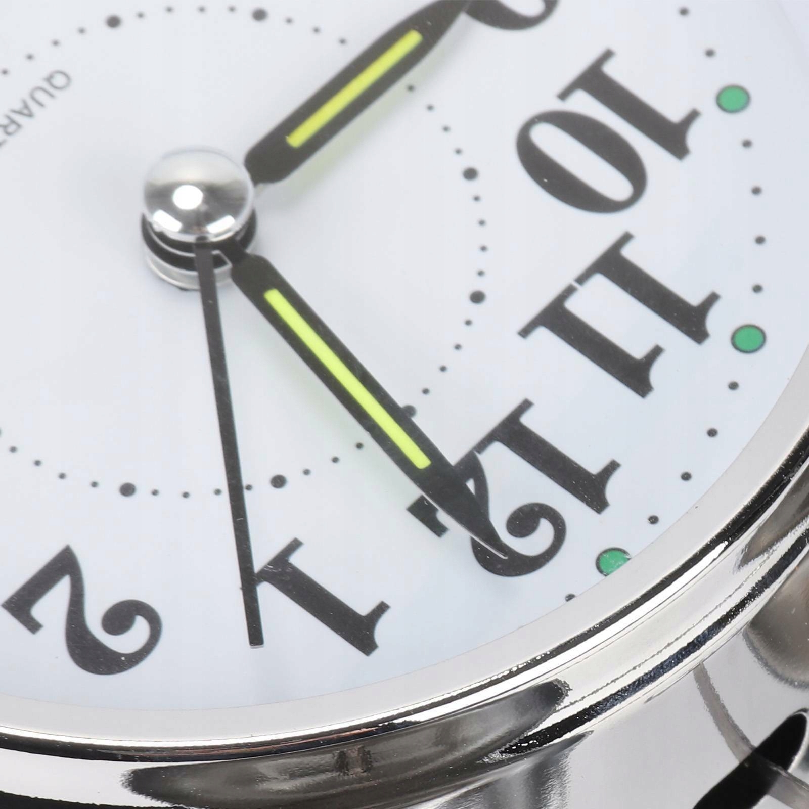 RETRO ALARM CLOCK WATCH CLOCK SREBRNY ŚWIETLISTY EAN (GTIN) 889030588074