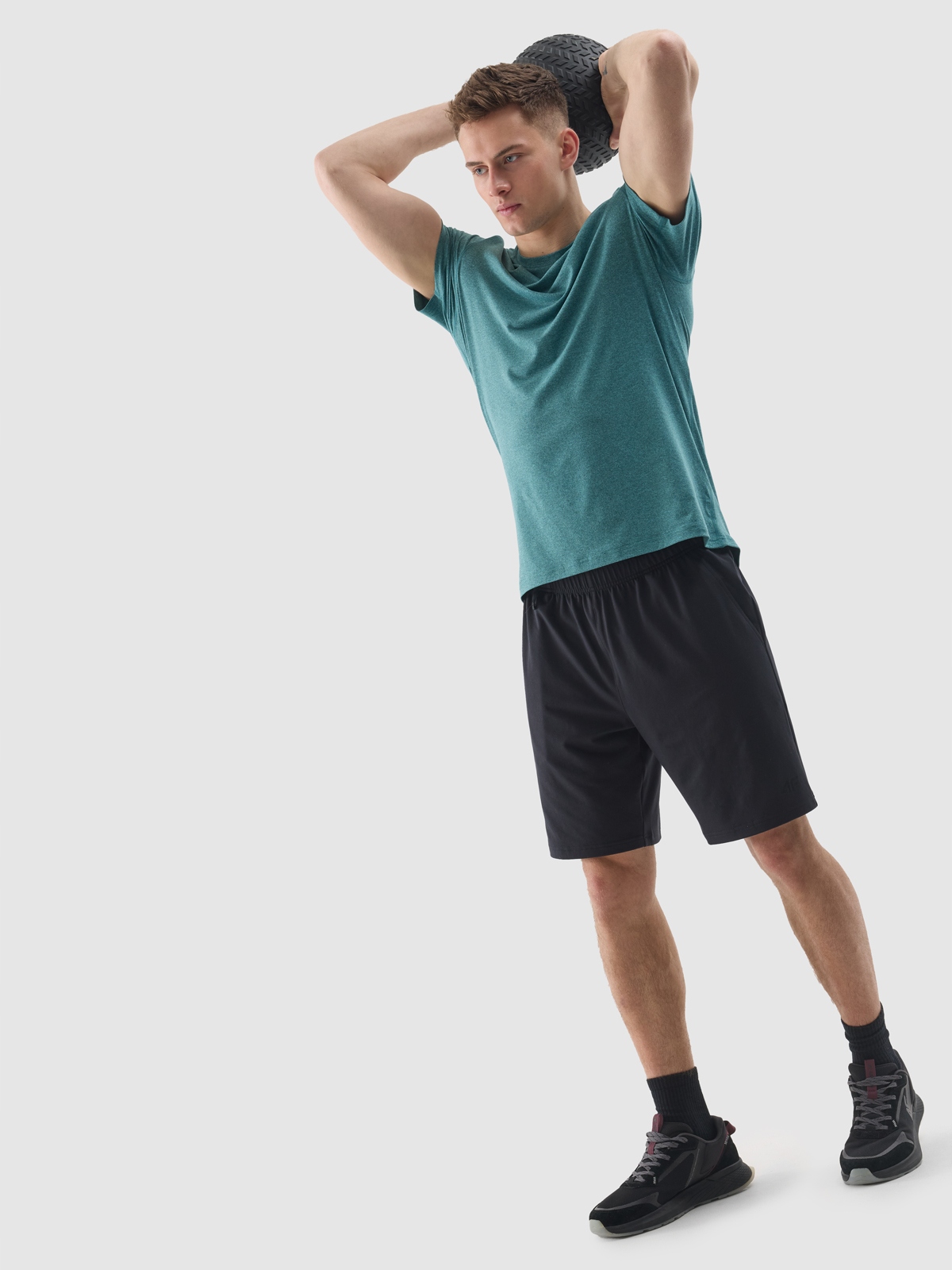 SPODENKI 4F TRENINGOWE SZYBKOSCHNĄCE MĘSKIE - CZARNE r. XL Rozmiar XL