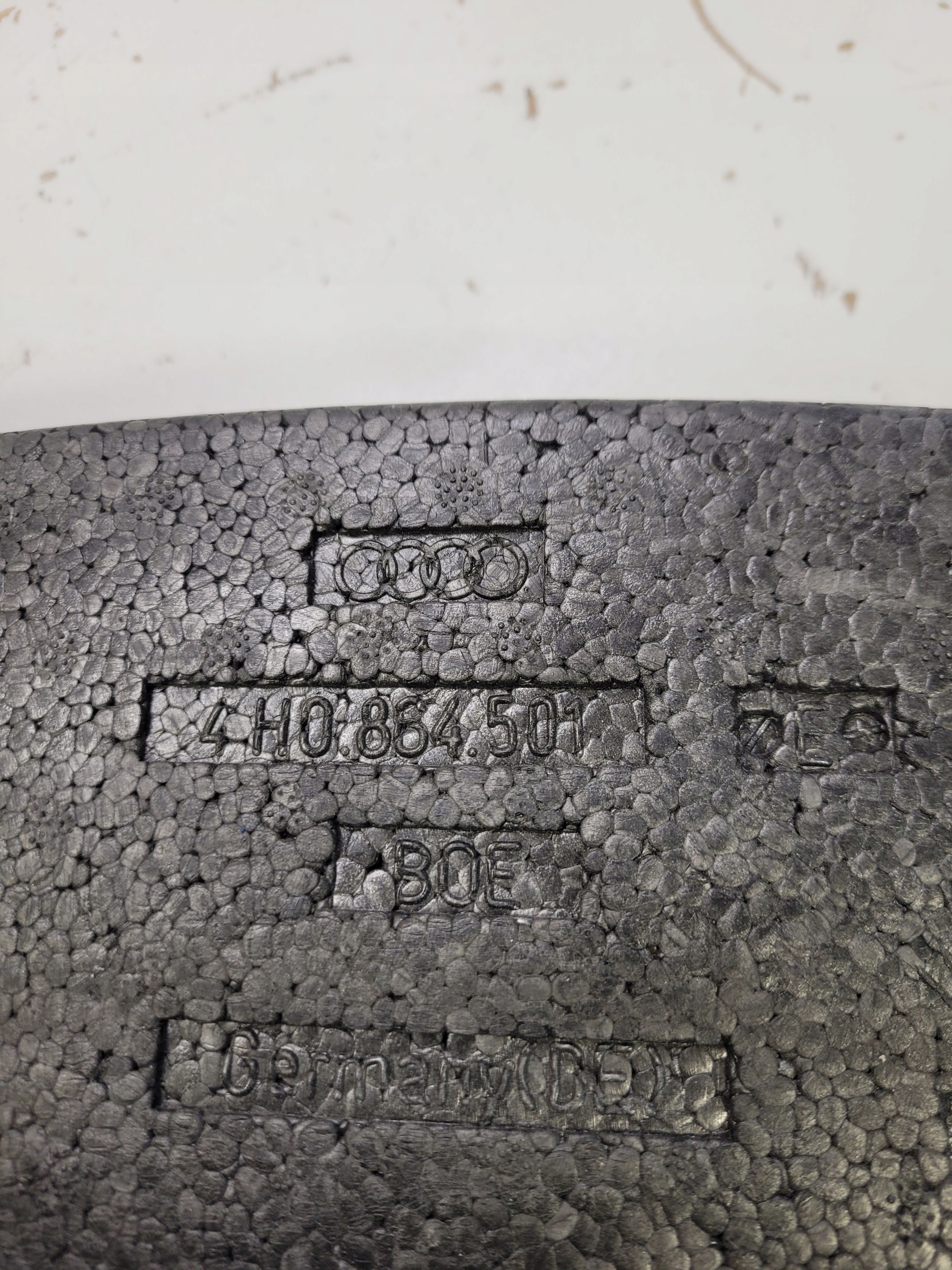 polystirene WKLAD wheels ZAPASU AUDI A8 D4 4H0864501E