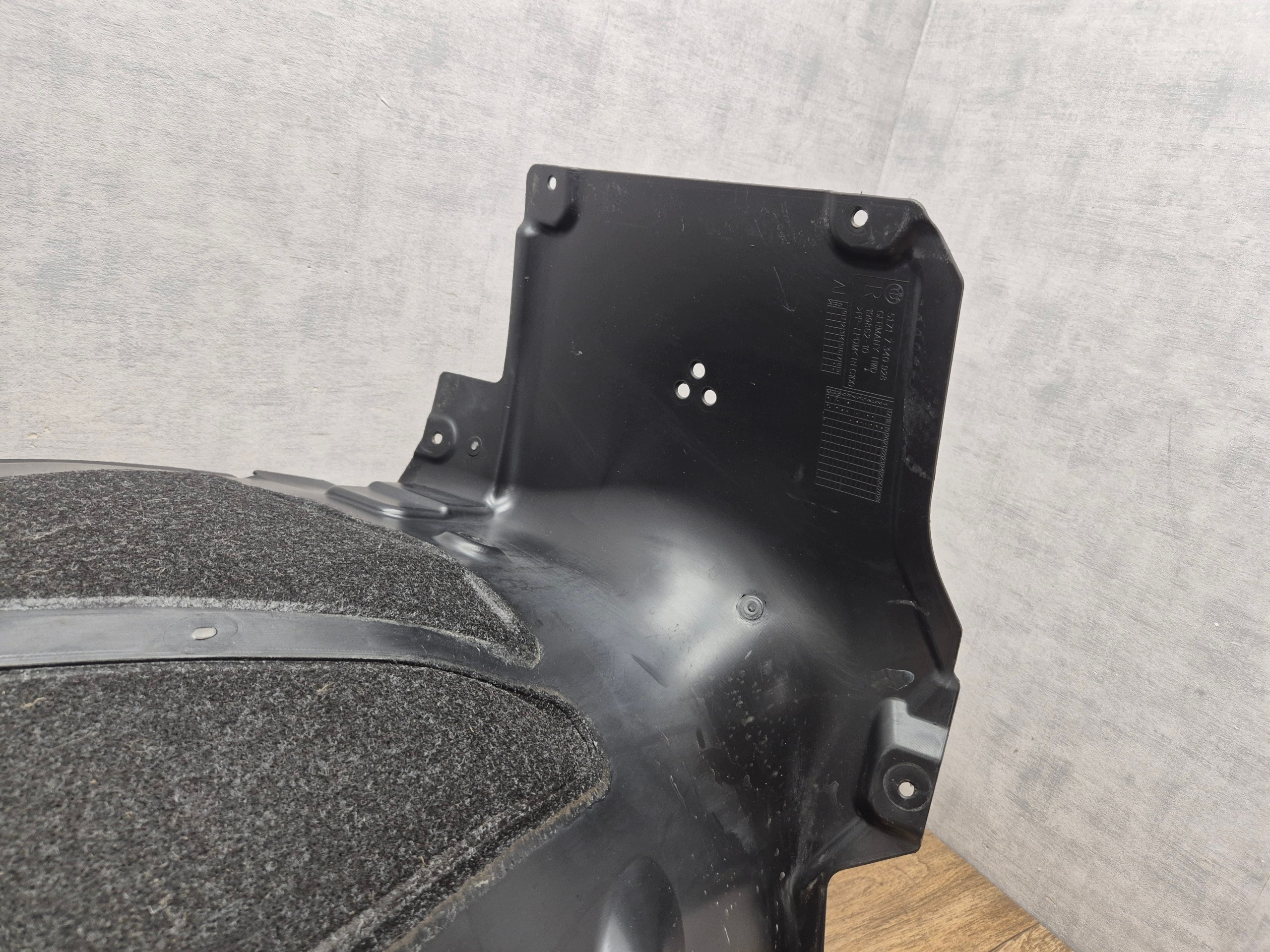 BMW 3 G20 G21 G28 front mudguard cover right front - part rear 7340928