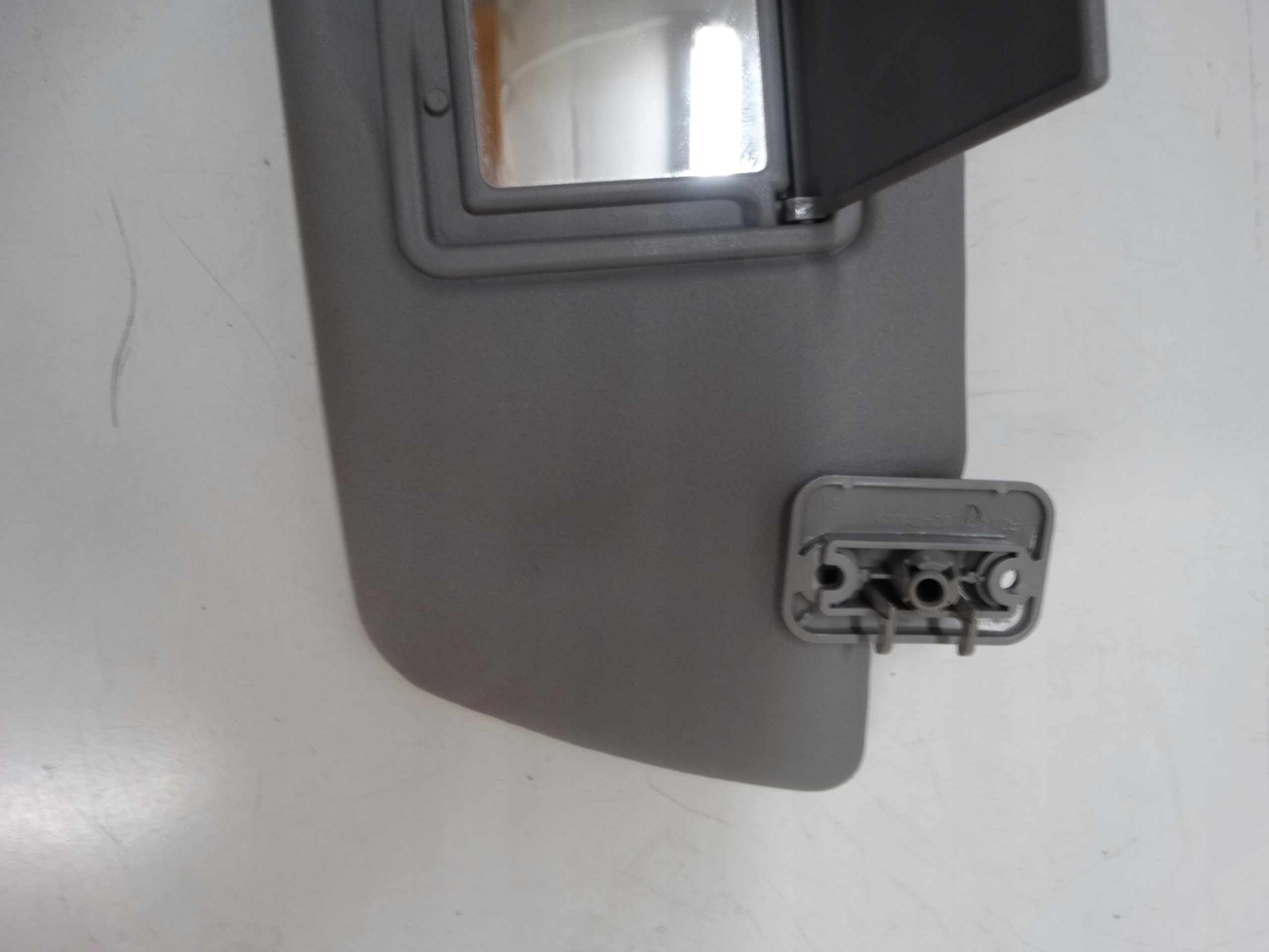 cover PRZECIWSLONECZNA right OPEL VECTRA C