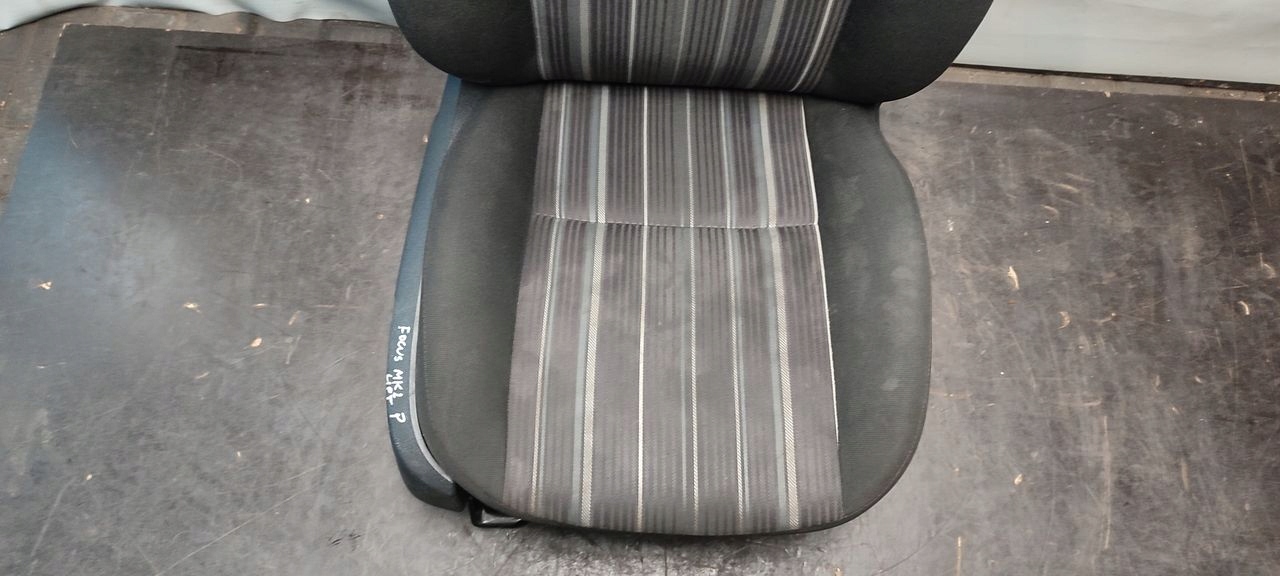 seat front left driver´s Ford Focus MK2 LIFT