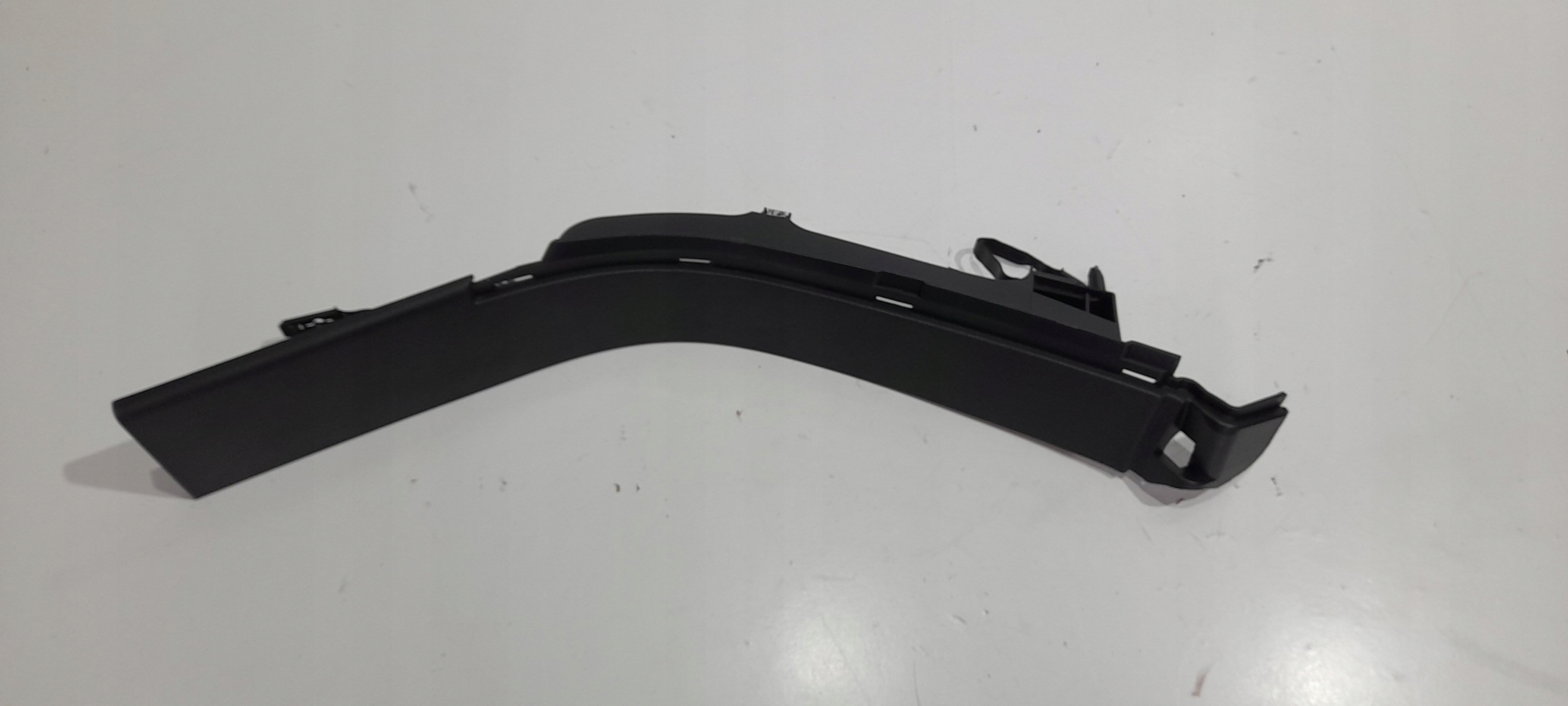 OSŁONA ZAŚLEPKA PRAWA GRAND CHEROKEE WK2