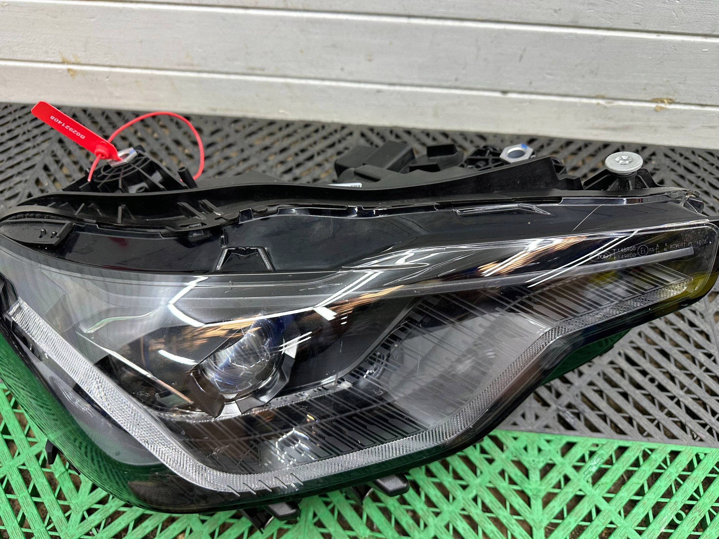 light front side right BMW 2 G42 5A3DC86