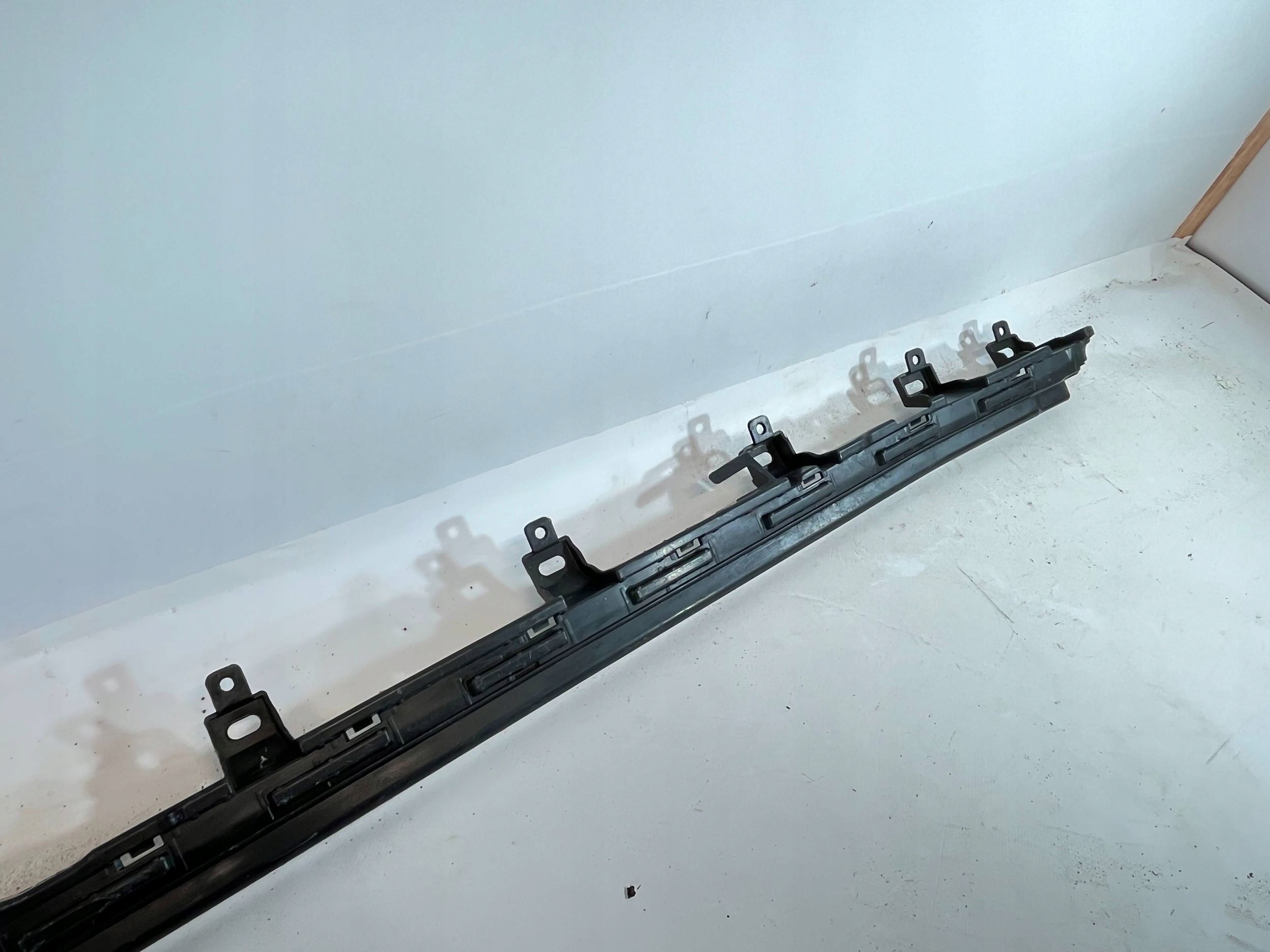 Supporto Coperture PROGOWEJ BMW 7 G70 51779464151
