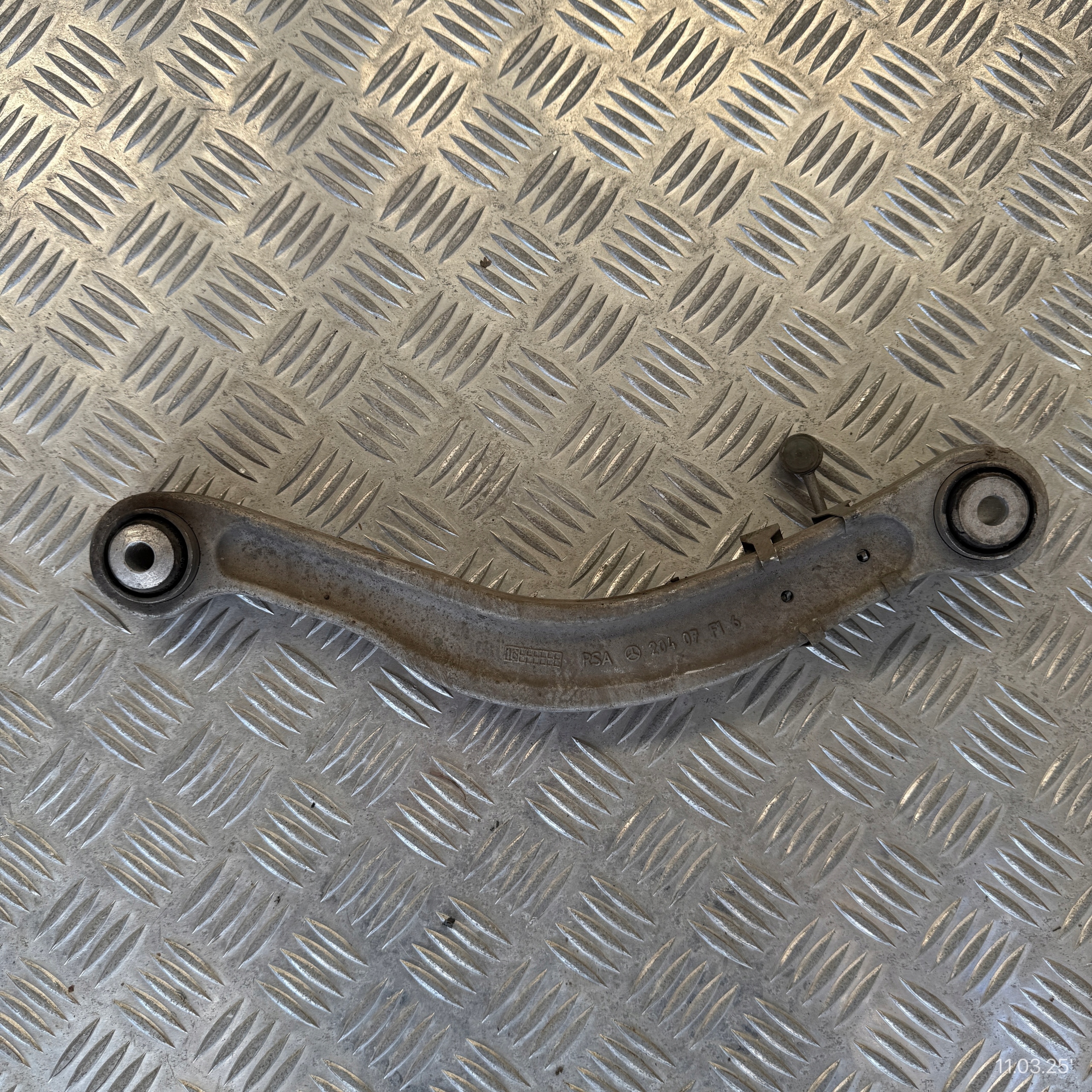 arm rear right left MERCEDES C-KLASA W205 20407FI6