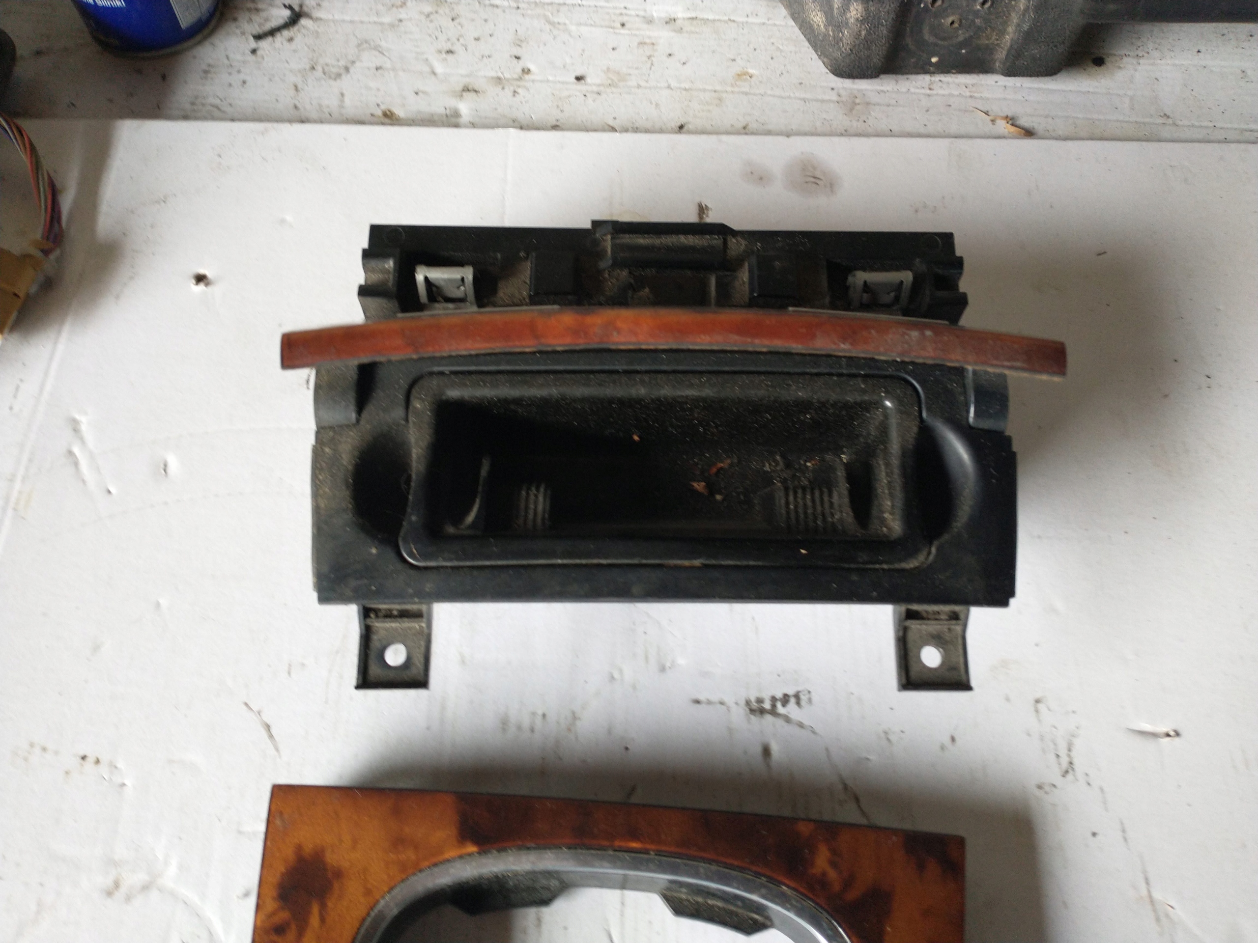 Cendrier+Bois AUDI A3 8P 8P0857951