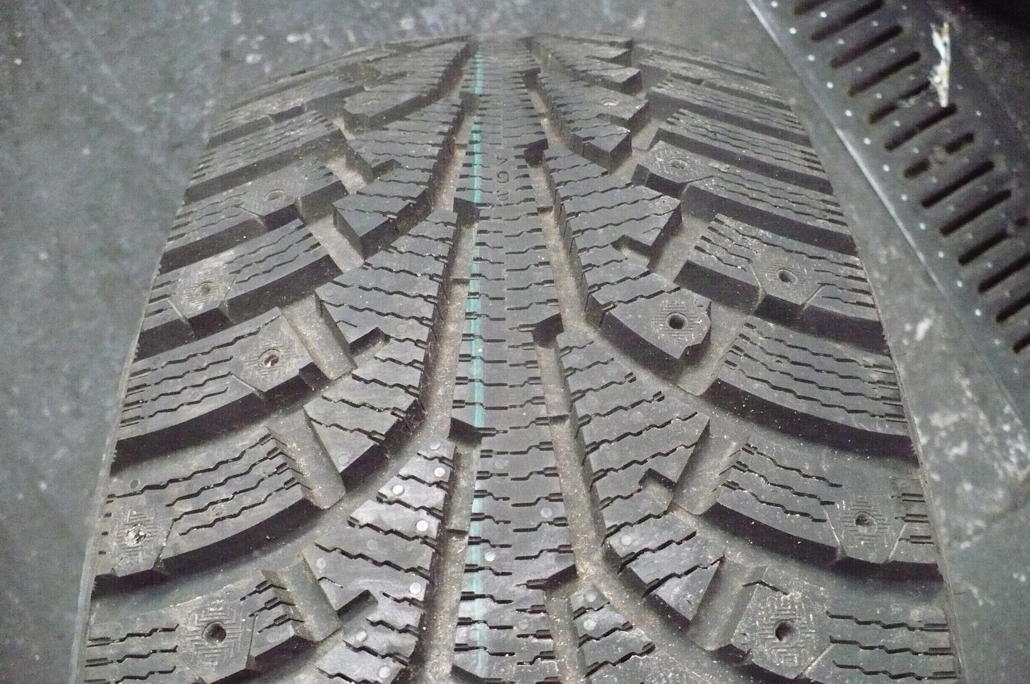 Nokian Hakkapelita 5 225/60R16 Nová 2020