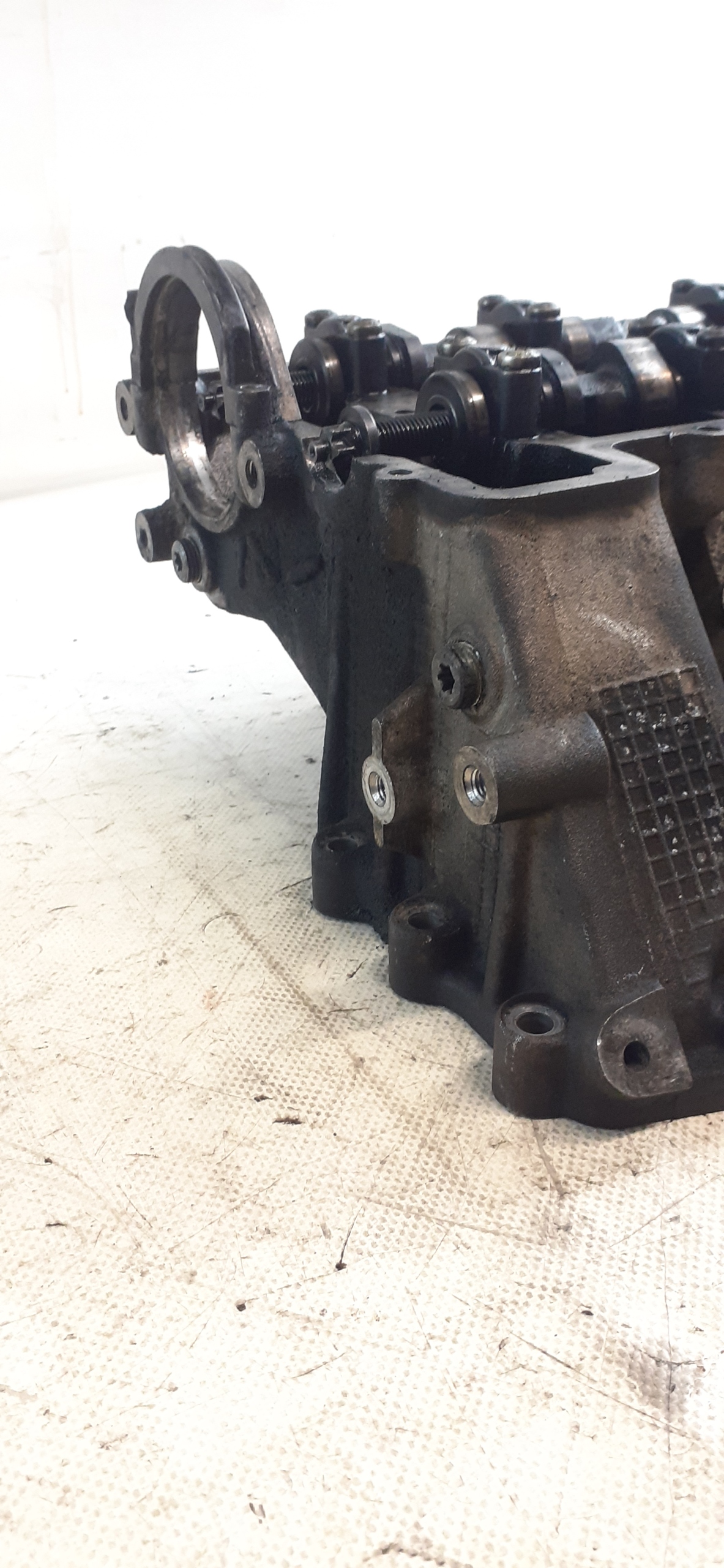 BMW E39 2.5 D 22468759 TESTATA Motore