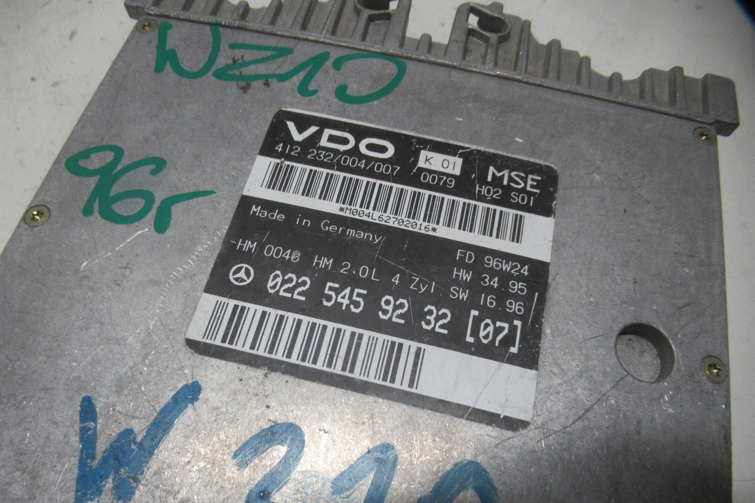 MERCEDES W210 96R computer control unit of the engine 0225459232