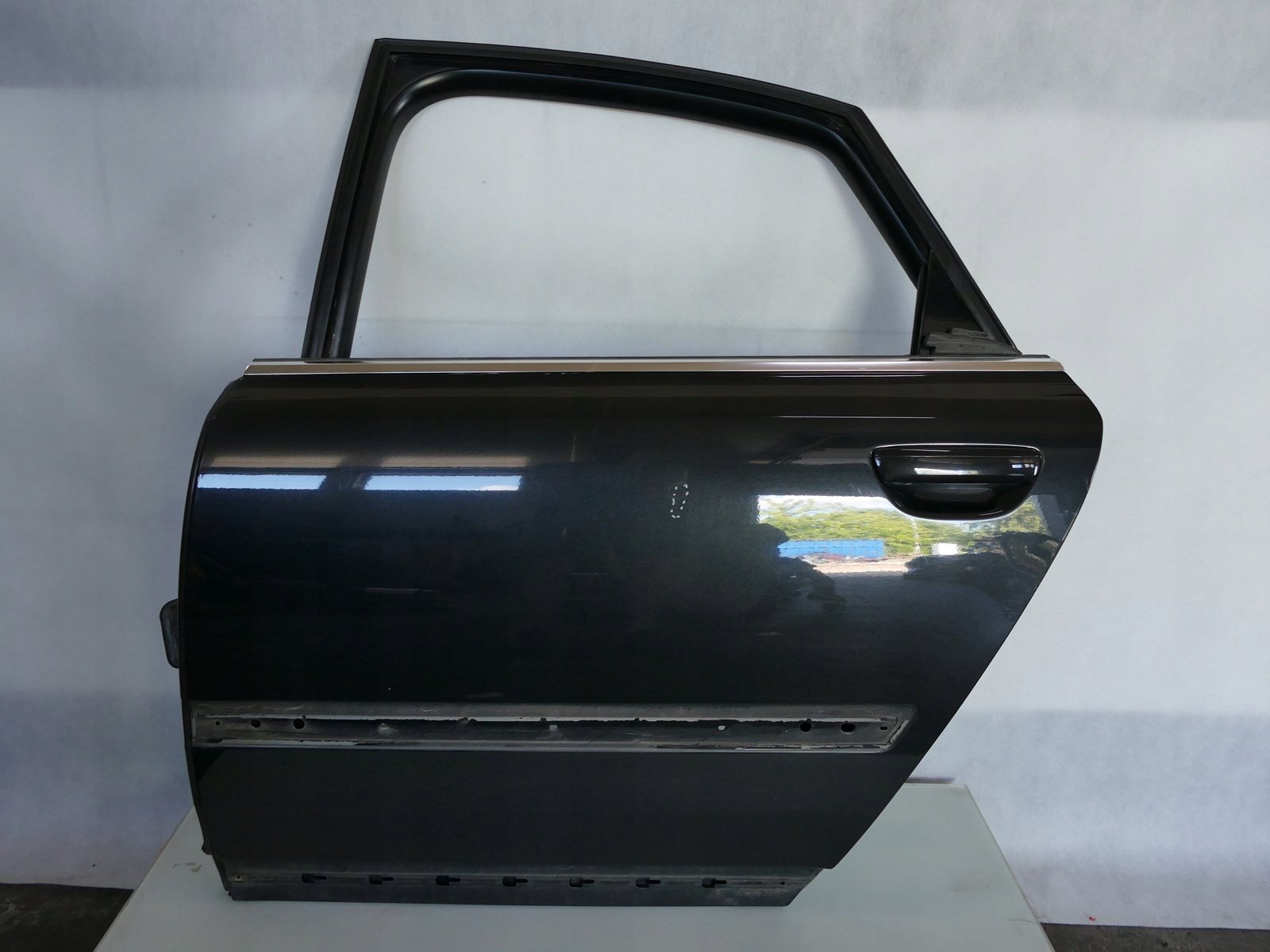 AUDI A8 D3 door left rear part rear. unprotected LZ9W