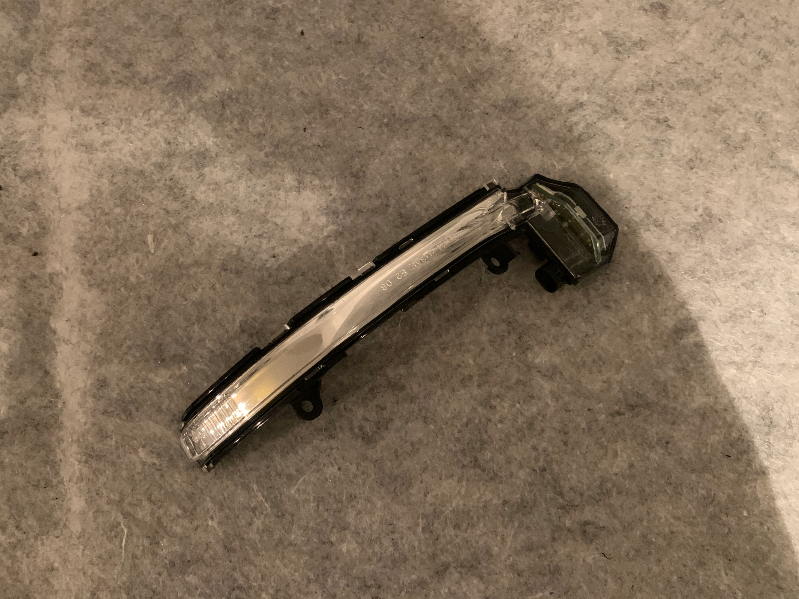 jaguar oe 9X23-13382-A