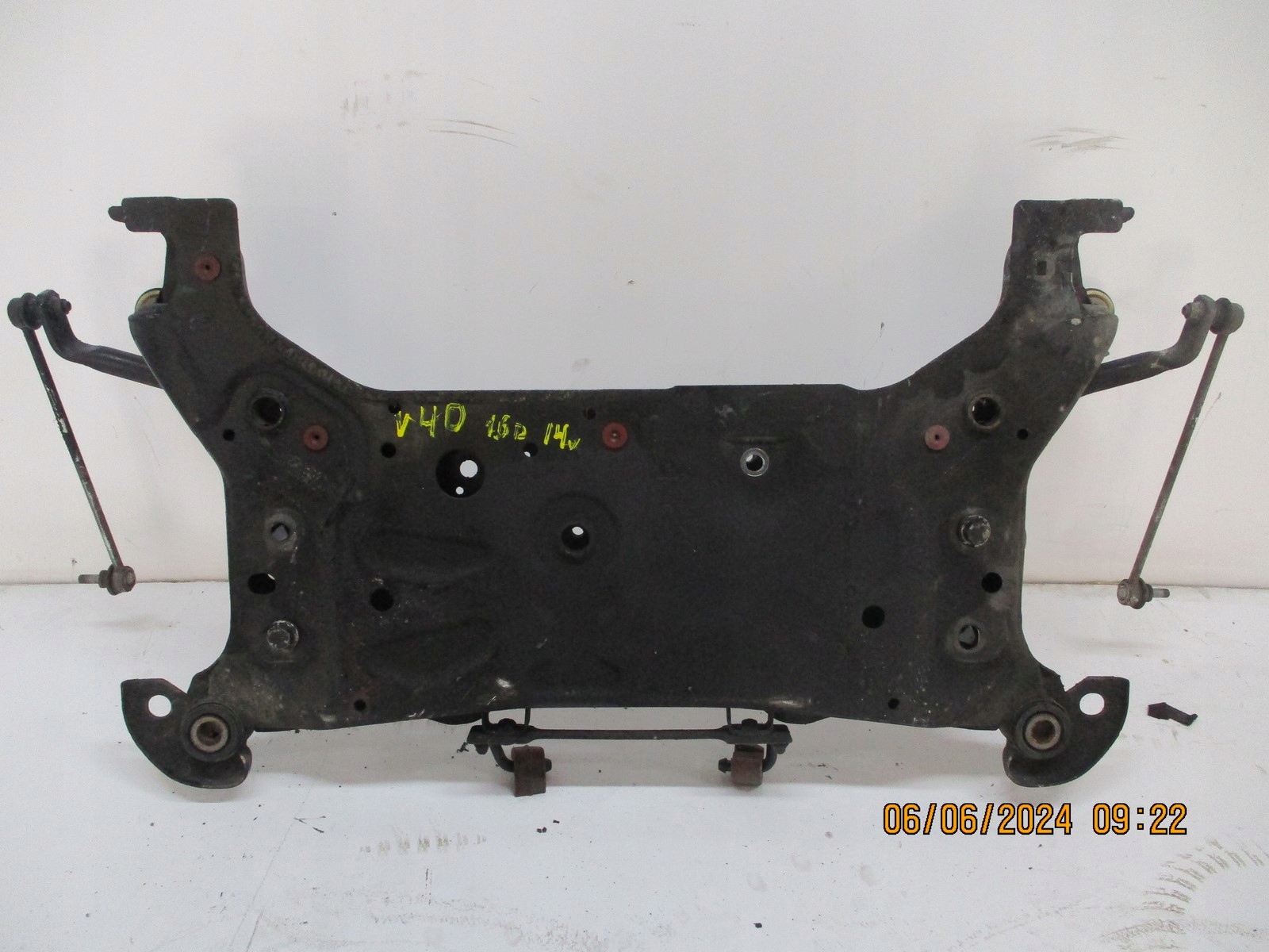 axle beam axle beam subframe VOLVO V40 II 1,6D 14R