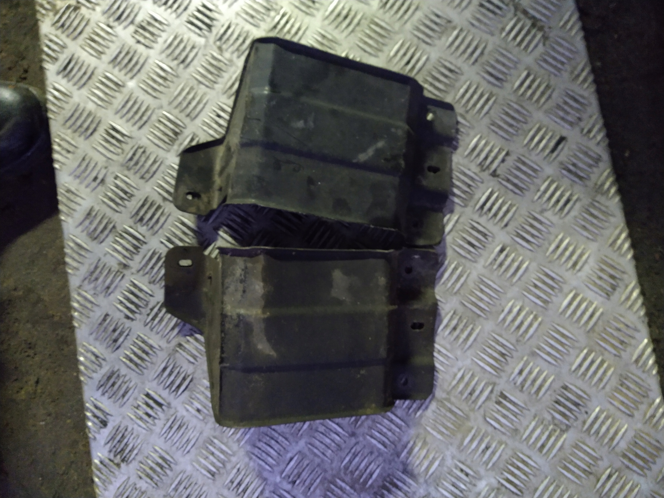 MERCEDES ML W163 MOCOWWANIE console left right