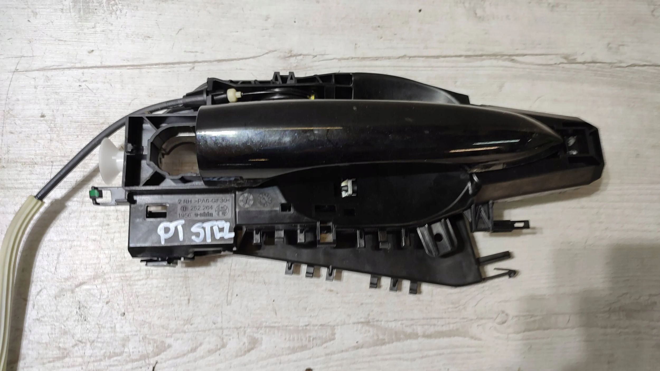 handle exterior rear rear part side right Alfa Romeo Stelvio 00252264