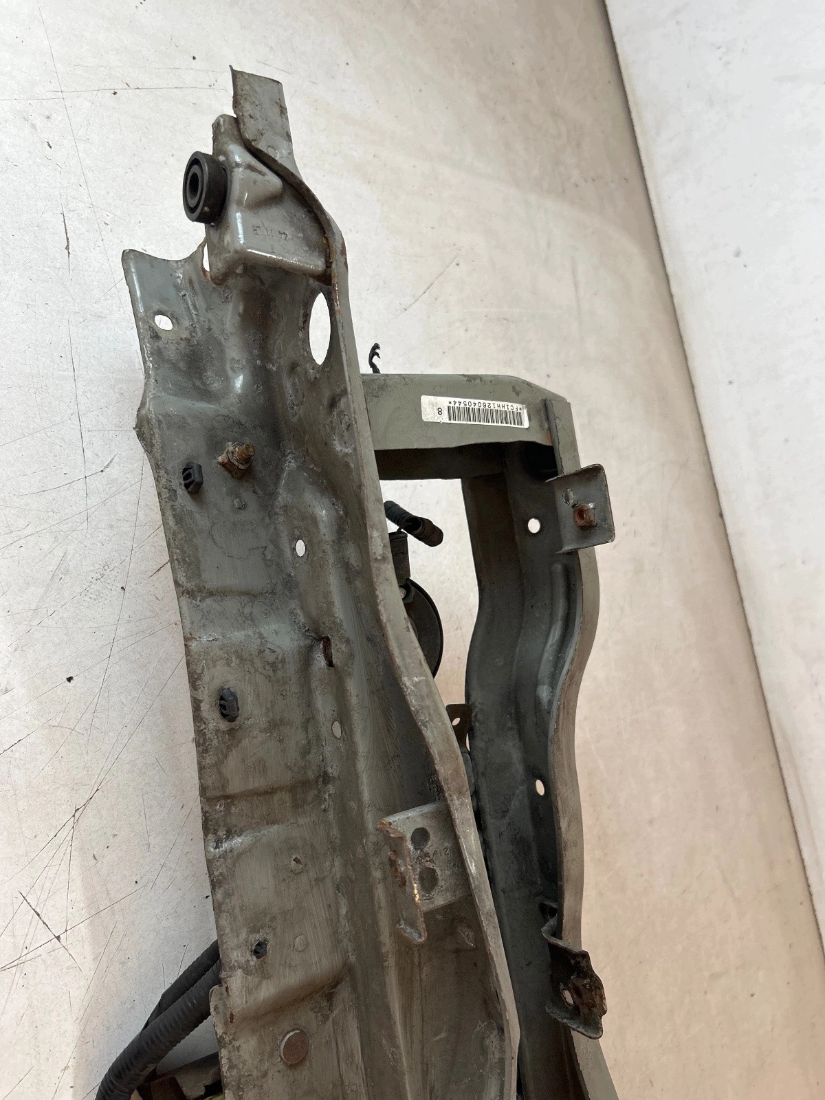 support panel for radiators pillar upper Nissan NV200