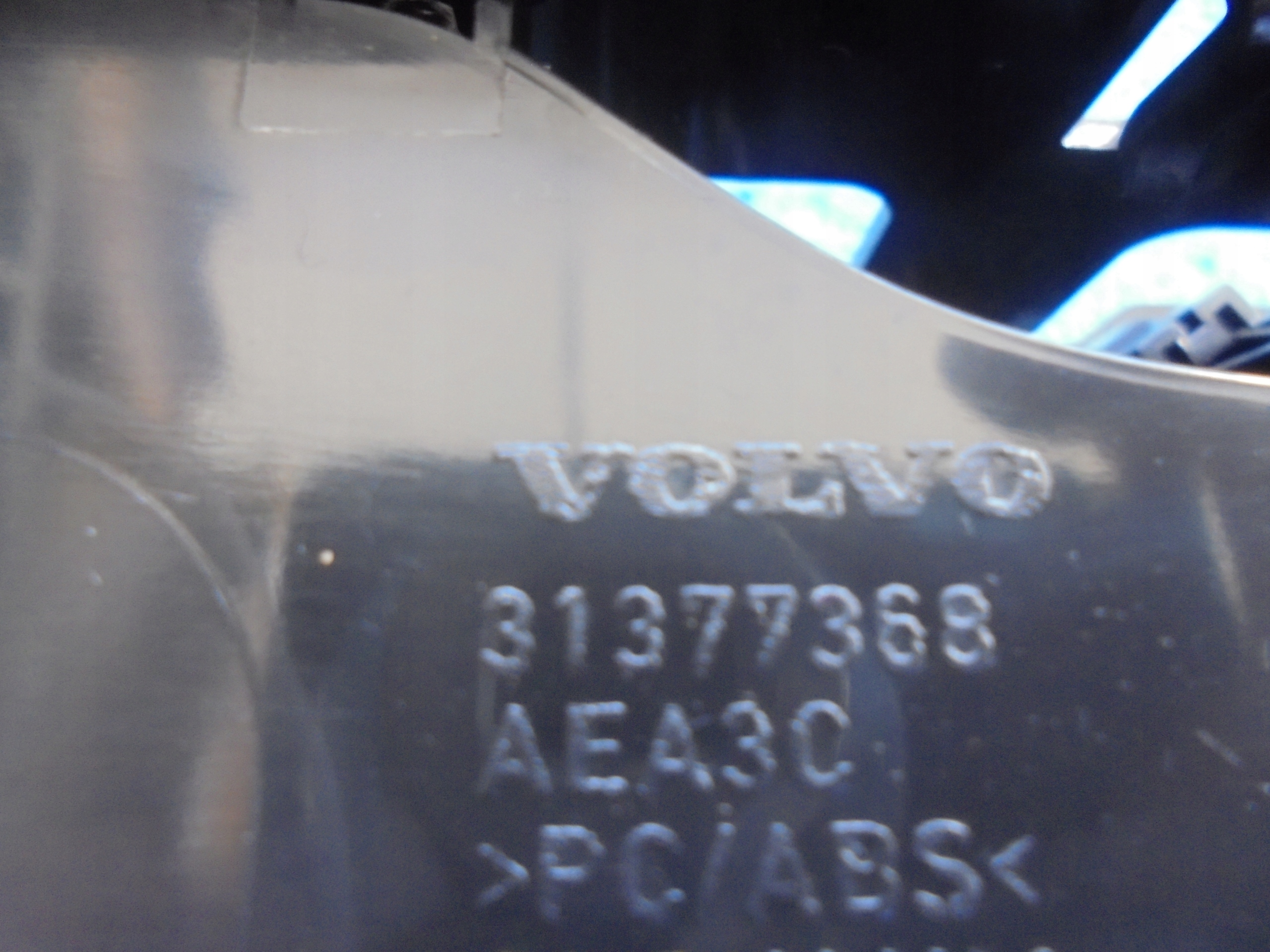 volvo V90 II XC90 бардачок консоль