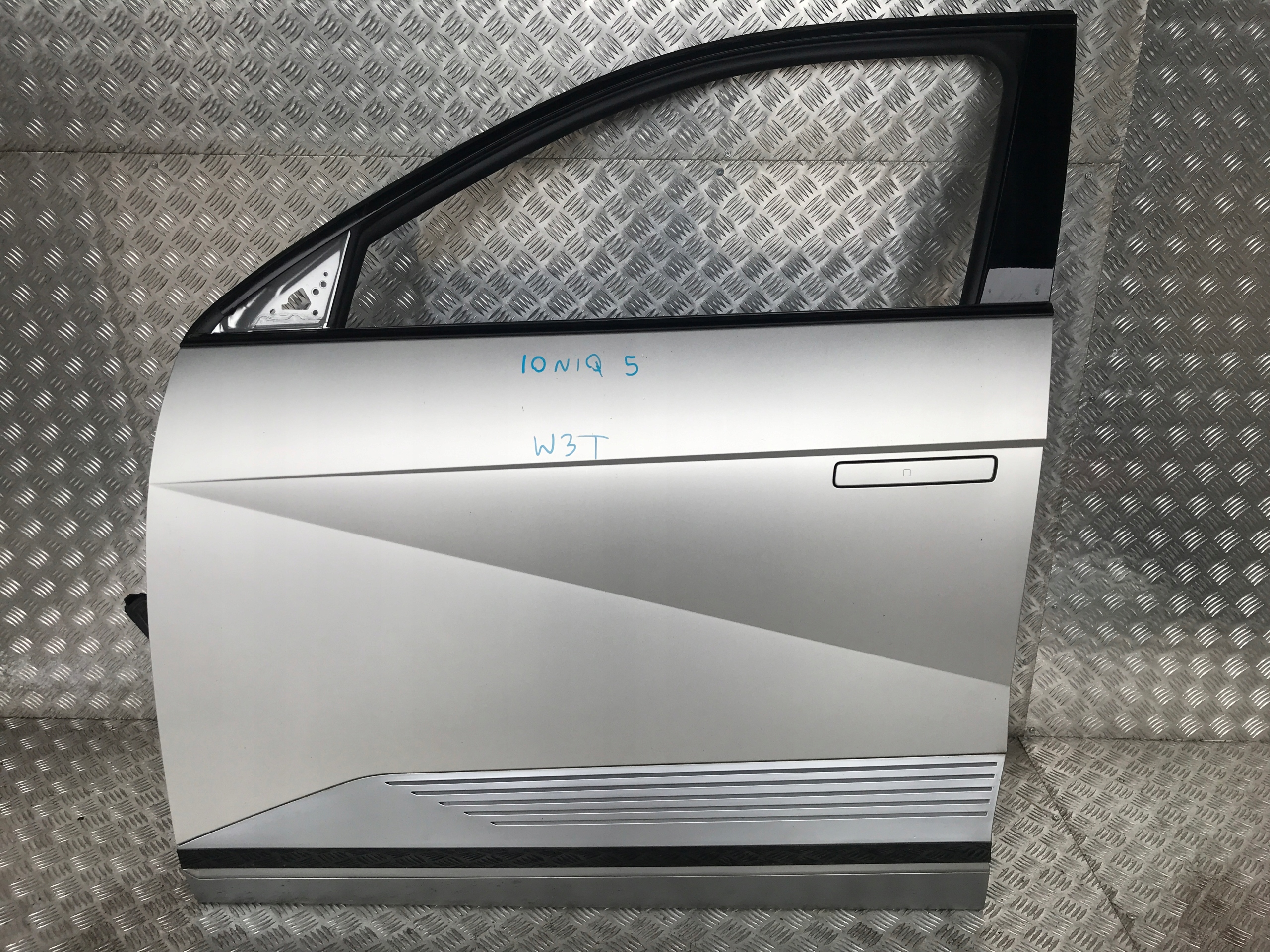 HYUNDAI IONIQ 5 DRZWI PRZEDNIE PRZÓD LEWE KPL W3T