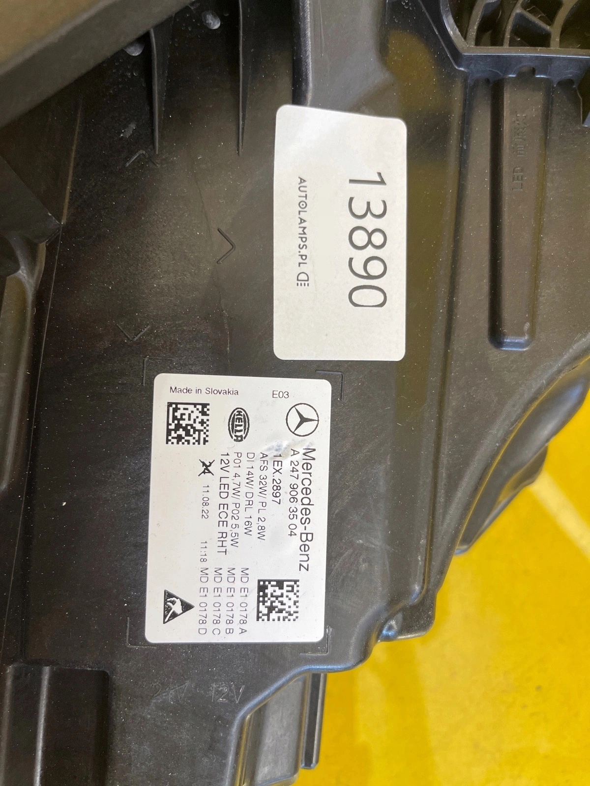 light left Mercedes W247 PERFORMANCE A2479063504