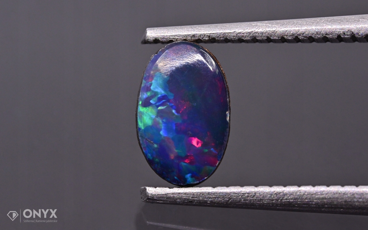 Opal Australský dublet ovál 6x4 mm