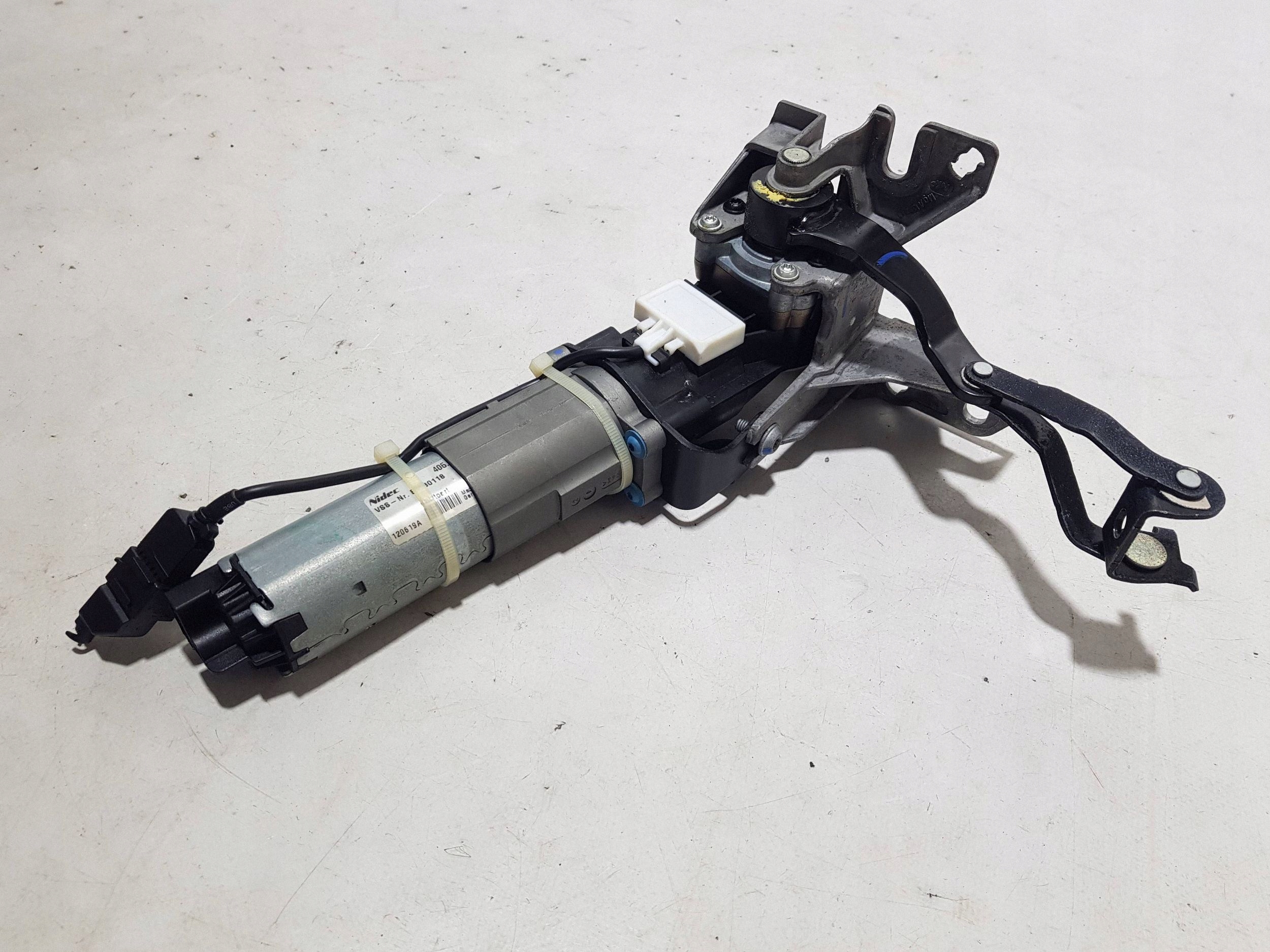 AUDI A8 D4 DOCIAG damper mini motor bonnet boot