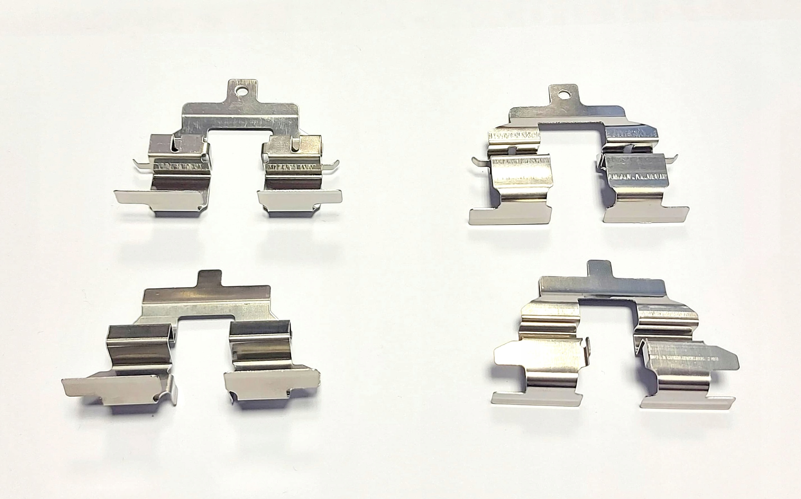 ZESTAW INSTALACYJNY KLOCKÓW TYŁ NISSAN QASHQAI