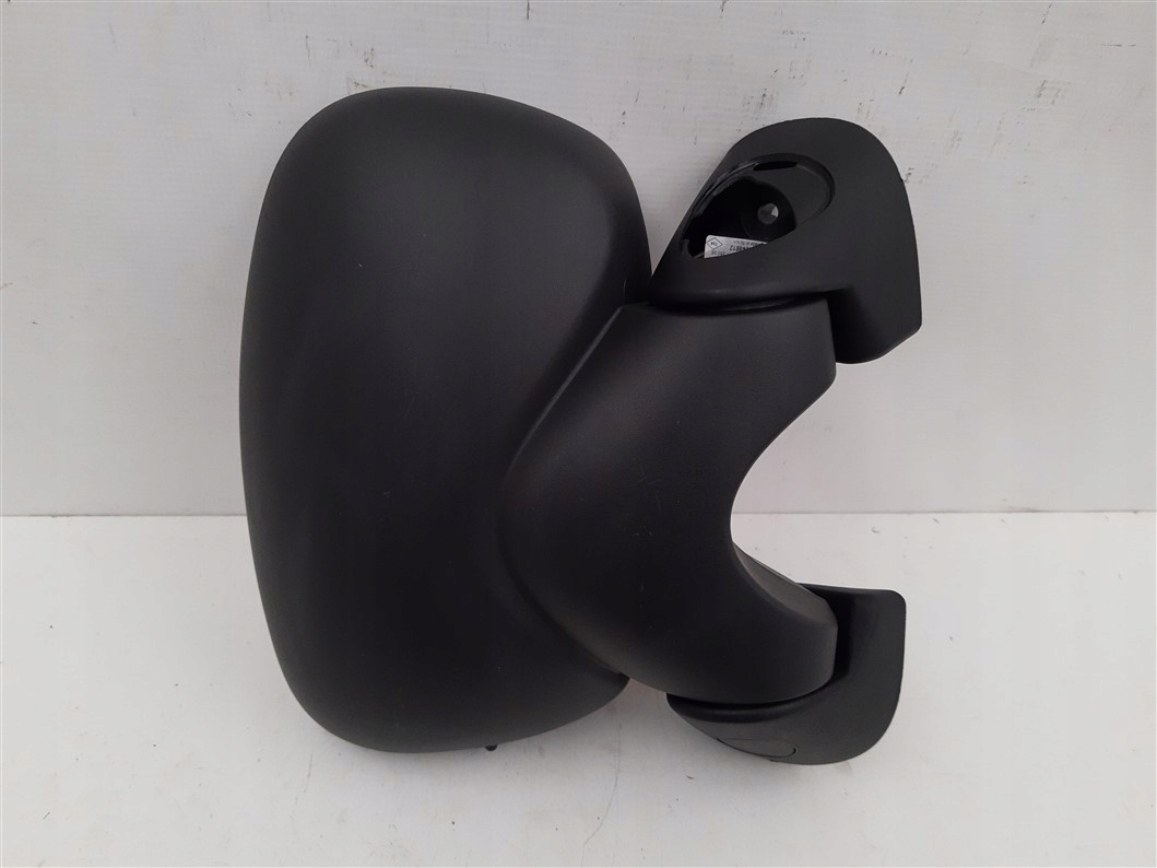 77 01 - ДЗЕРКАЛО ПРАВЕ RENAULT TRAFIC 2 II 7701473247