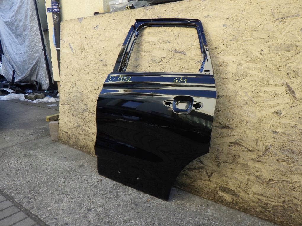 OPEL CROSSLAND X 17- door left rear.