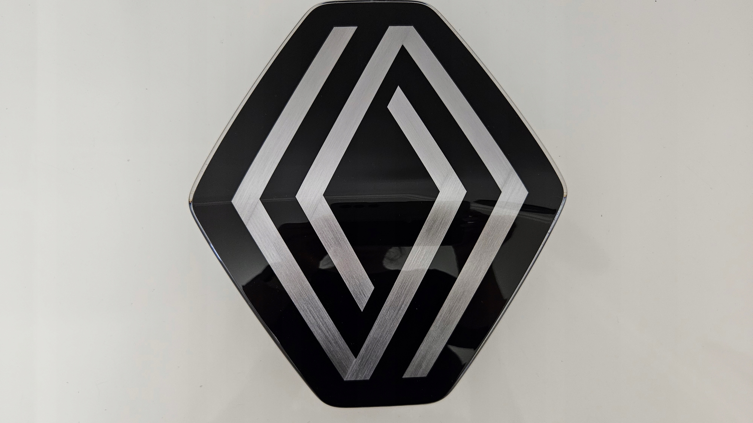 Renault Clio V Megane V E-tech Emblém Predný 628908315R