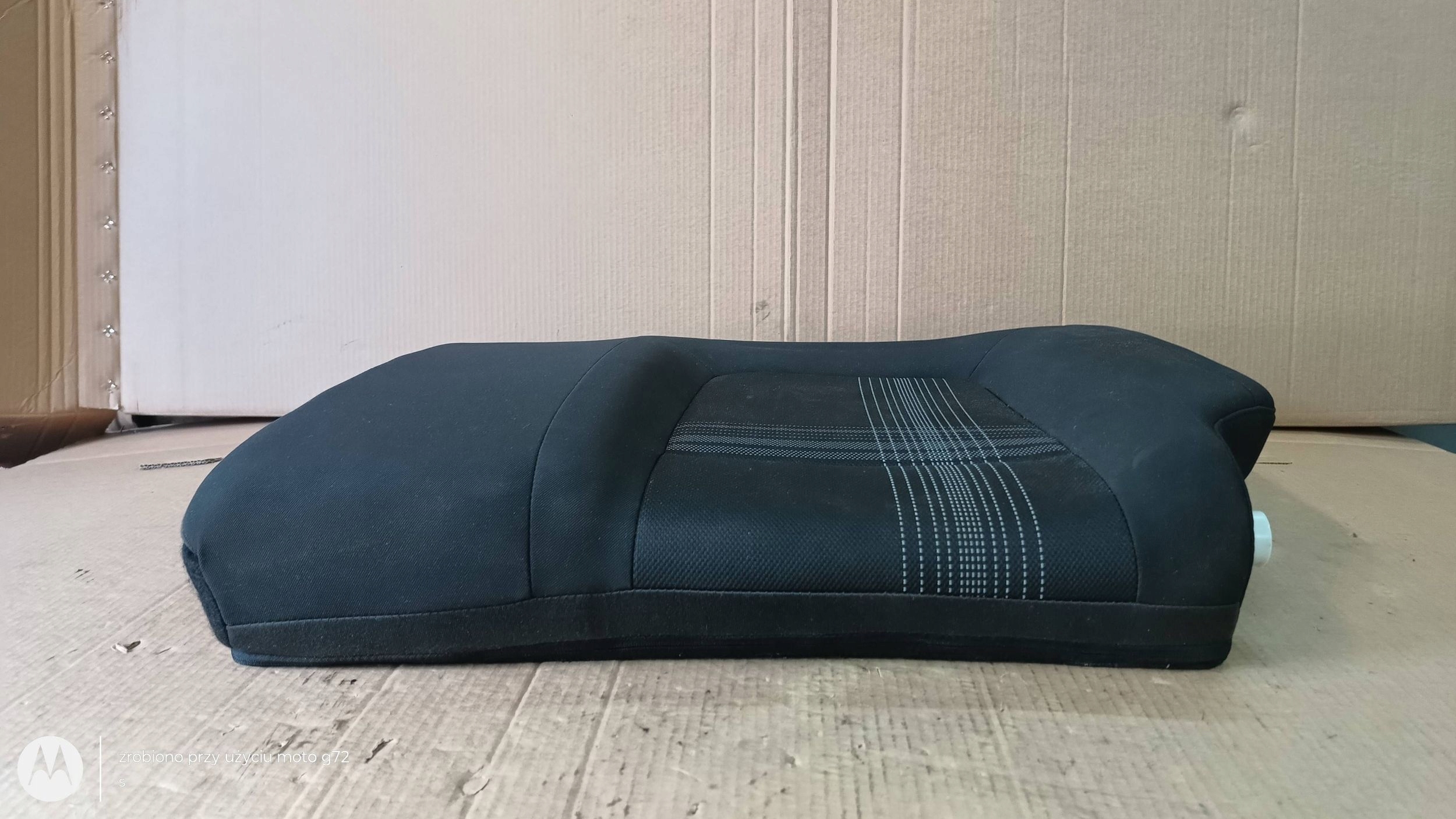 HYUNDAI BAYON OPARCIE KANAPY left rear part 2023R