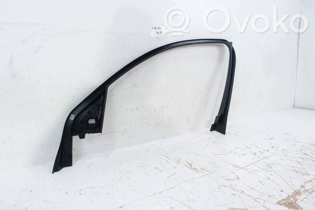 frame gasket windows door left front AUDI Q5 SQ5 2008-2017 8R0867609