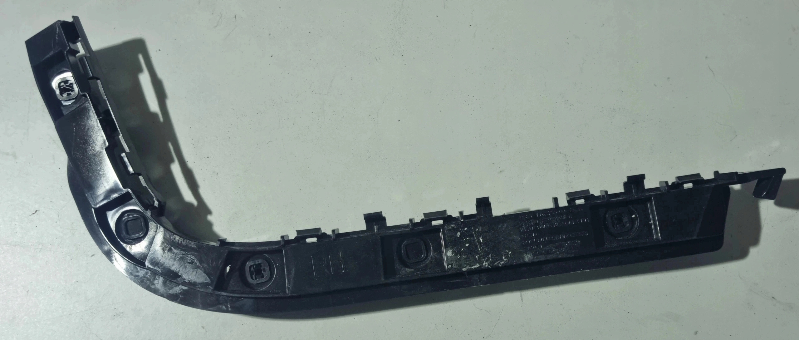 TESLA MODEL 3 23- console bumper bracket rear part right 175710000D 175564300E