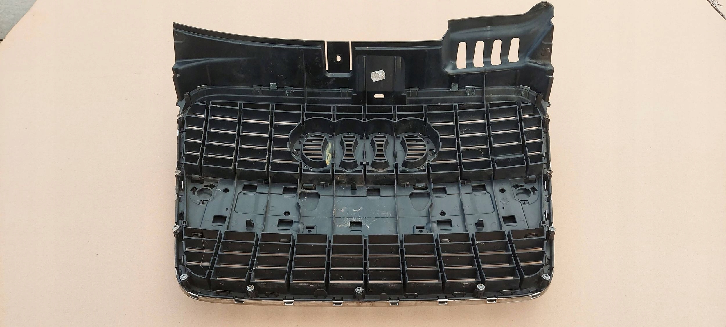 front PREKLADgrill +pad AUDI A4 B7 S-LINE 8E0853651M