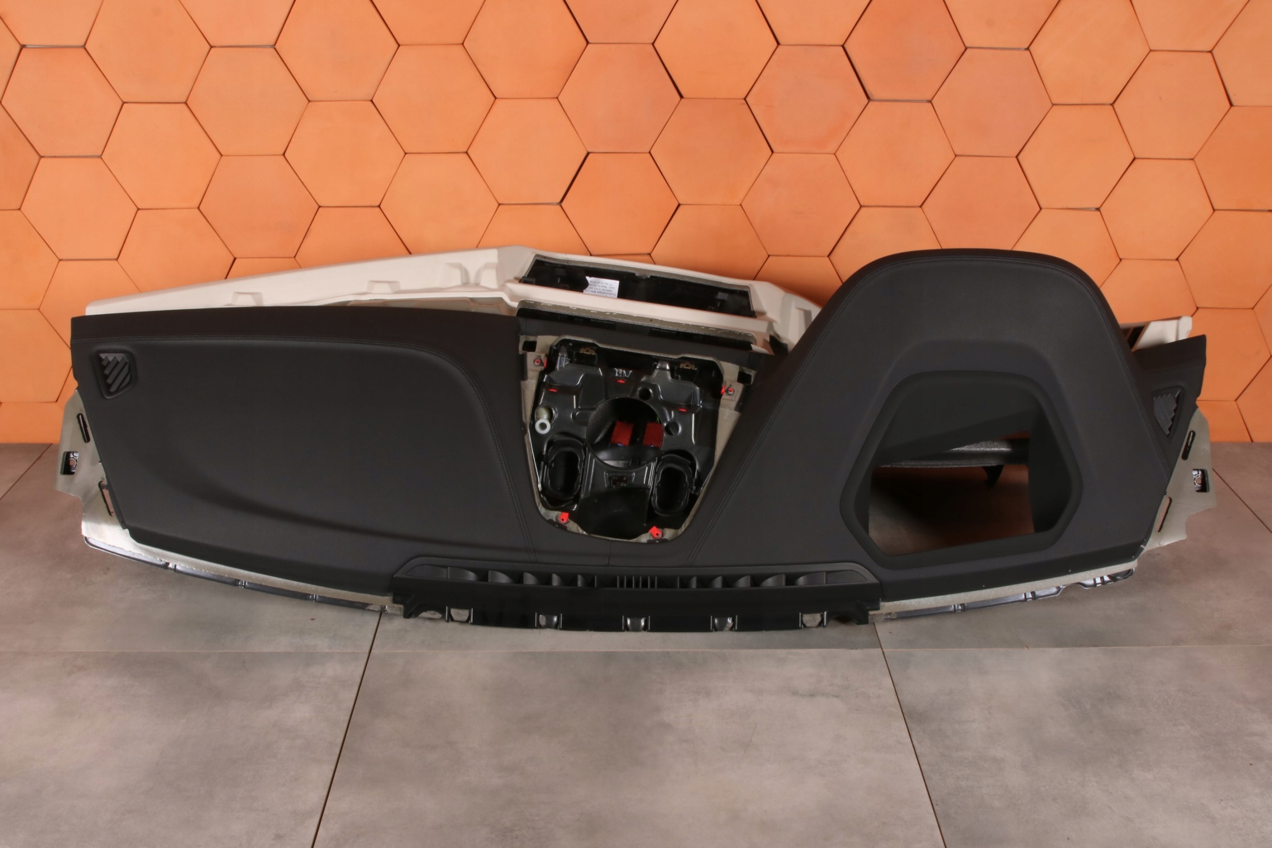 BMW 5 G30 G31 originál dashboard instrument panel console ELFENBEINWEISS HEAD UP