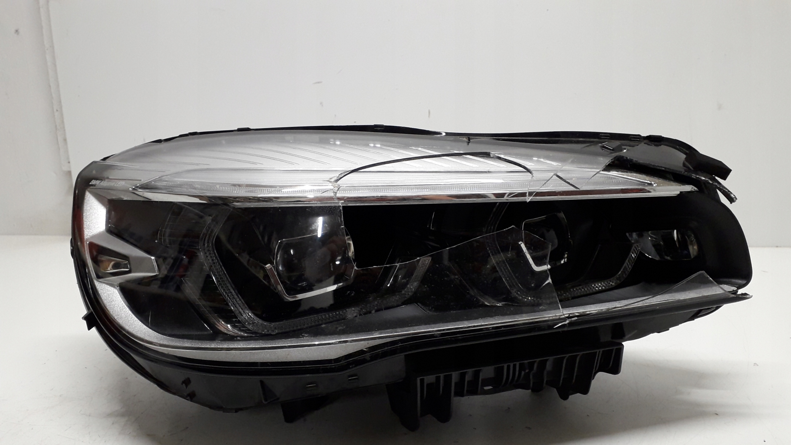 BMW 2 F45 F46 LAMPA PRAWA PRZEDNIA FULL LED A8 5A017B6 - 01 - NA CZĘŚCI