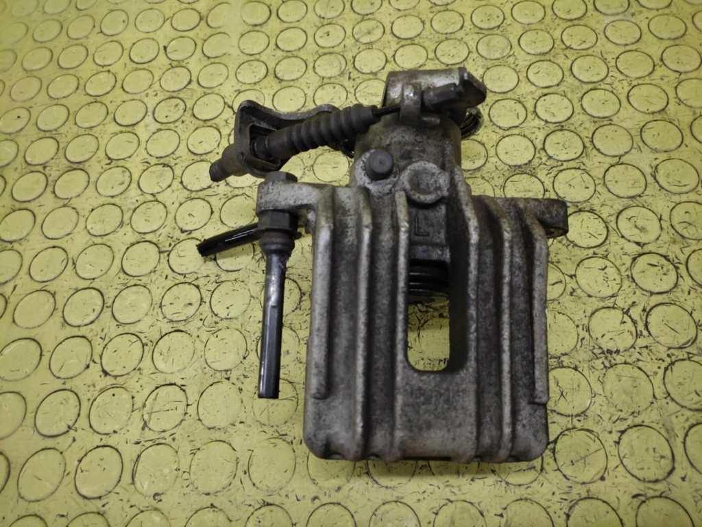 VW PASSAT B5 1.9 TDI caliper brake left rear part