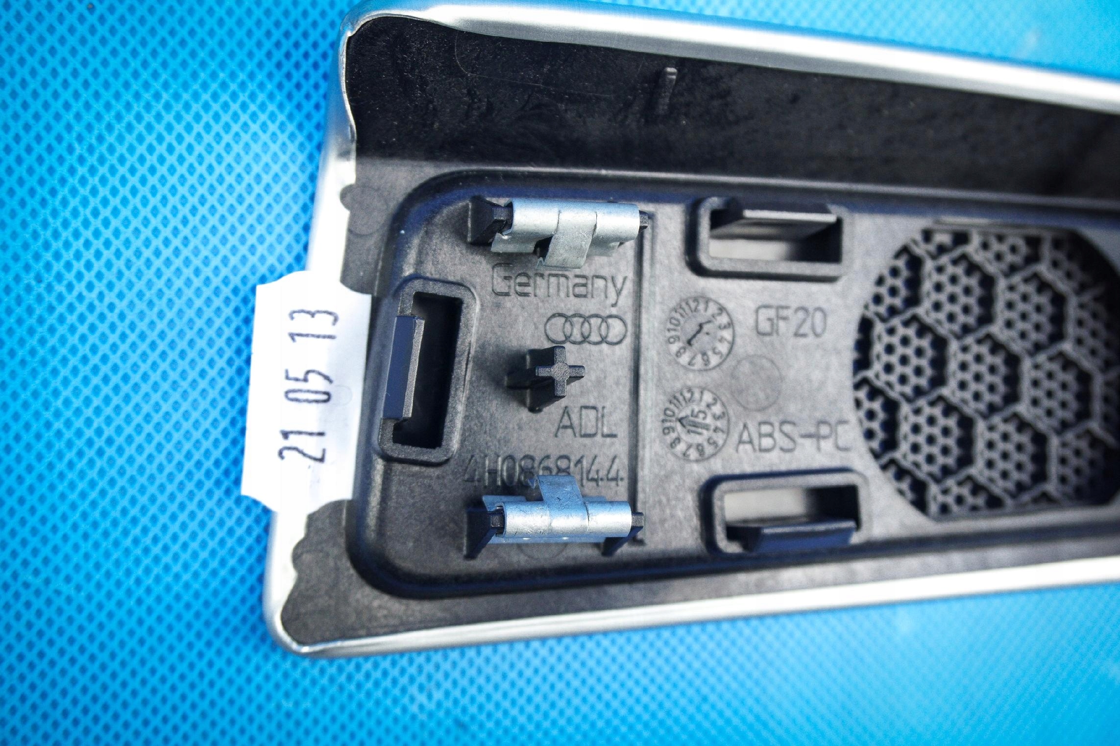 cap grid of the speaker A8 4H 4H0868148 4H0868144B