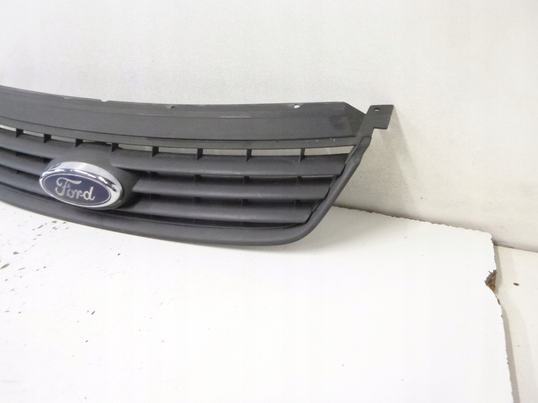 Grill Grill Ford C MAX Lift 2007r. 7M51 R8138A