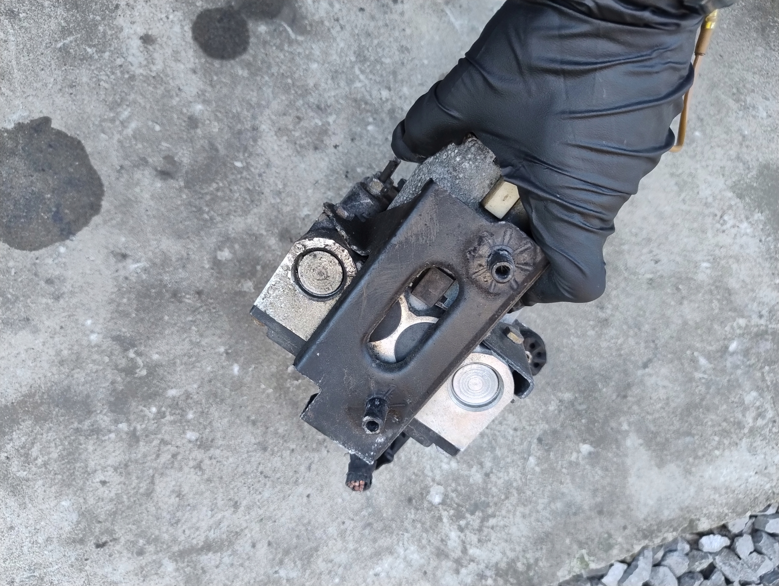pump ABS brake BMW E38 E39 E46 0265217000