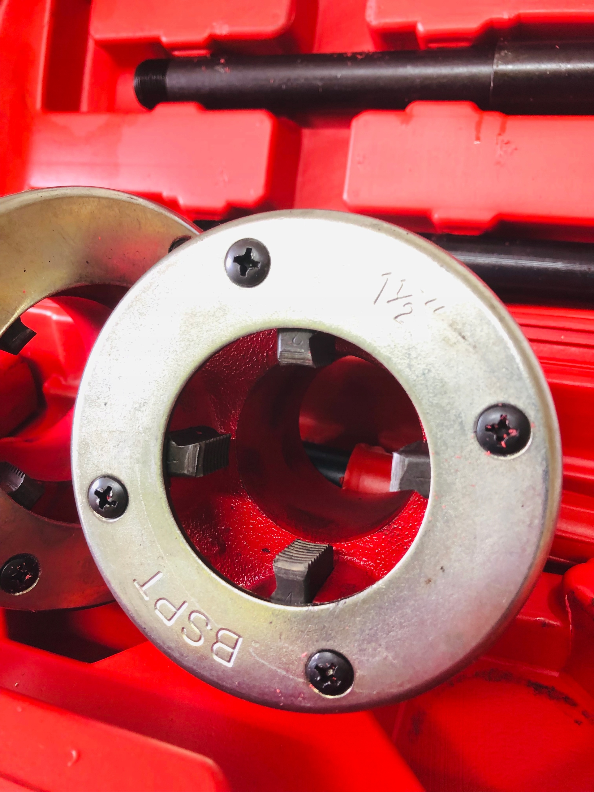 Magma Gwintownica do rur zestaw 1 1/2-2'' DUŻA Liczba głowic 2 szt