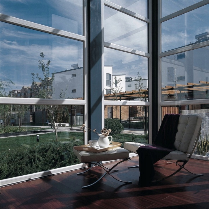 Folia okienna PRZECIWSŁONECZNA PRÓBKA 10x10 cm Transparentność przezroczysta